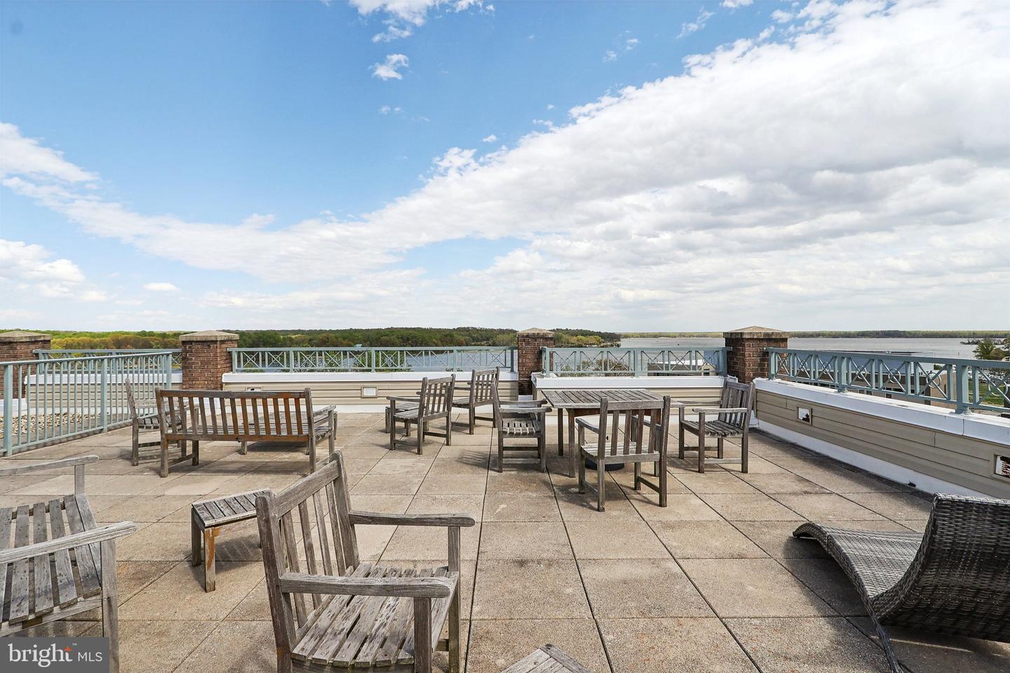 810 BELMONT BAY DR #102, WOODBRIDGE, Virginia 22191, 2 Bedrooms Bedrooms, ,2 BathroomsBathrooms,Residential,For sale,810 BELMONT BAY DR #102,VAPW2091658 MLS # VAPW2091658