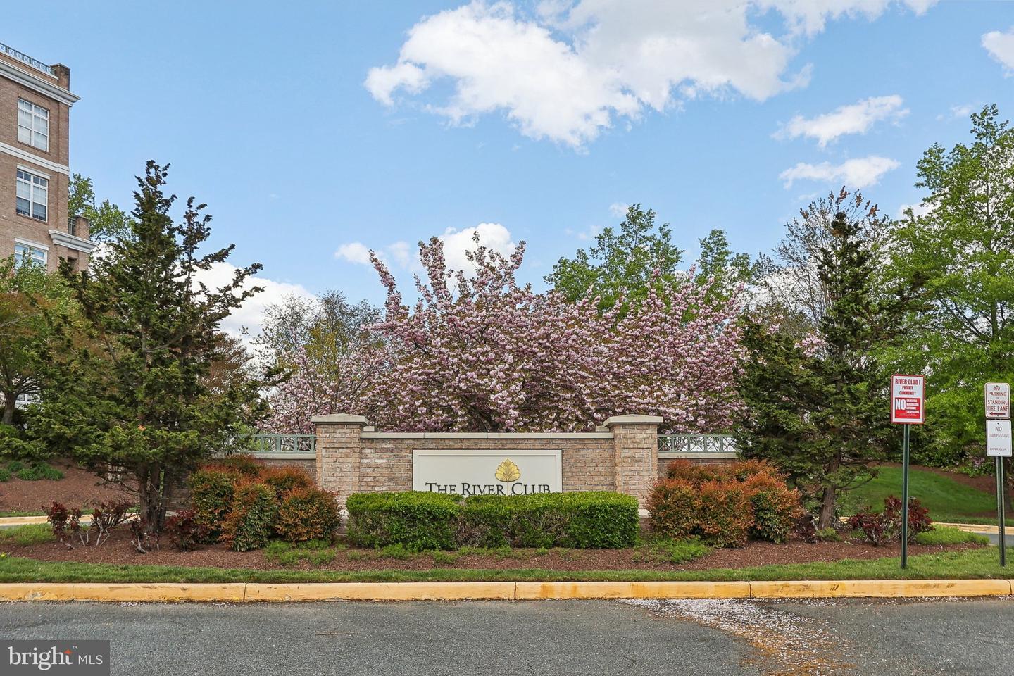 810 BELMONT BAY DR #102, WOODBRIDGE, Virginia 22191, 2 Bedrooms Bedrooms, ,2 BathroomsBathrooms,Residential,For sale,810 BELMONT BAY DR #102,VAPW2091658 MLS # VAPW2091658