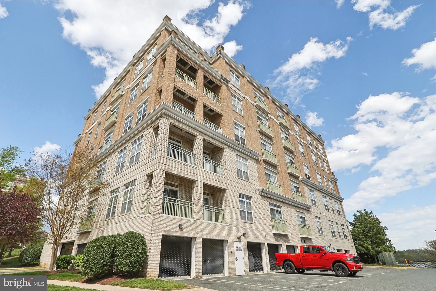 810 BELMONT BAY DR #102, WOODBRIDGE, Virginia 22191, 2 Bedrooms Bedrooms, ,2 BathroomsBathrooms,Residential,For sale,810 BELMONT BAY DR #102,VAPW2091658 MLS # VAPW2091658