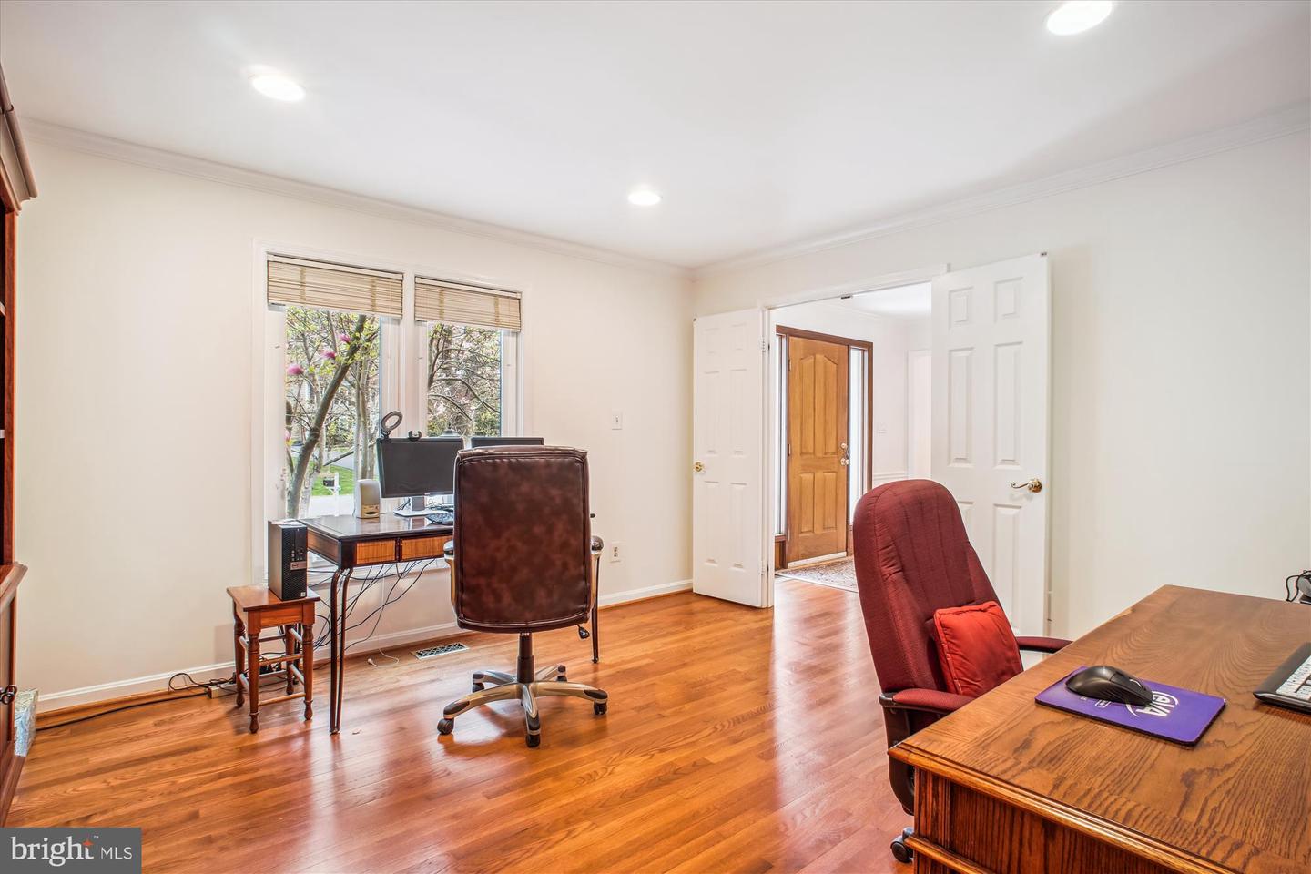 3430 VALEWOOD DR, OAKTON, Virginia 22124, 4 Bedrooms Bedrooms, ,2 BathroomsBathrooms,Residential,For sale,3430 VALEWOOD DR,VAFX2233182 MLS # VAFX2233182