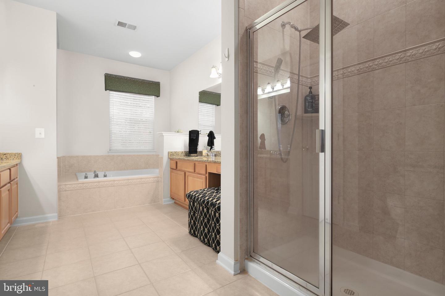 13859 GULLANE DR, WOODBRIDGE, Virginia 22191, 3 Bedrooms Bedrooms, ,3 BathroomsBathrooms,Residential,For sale,13859 GULLANE DR,VAPW2091690 MLS # VAPW2091690