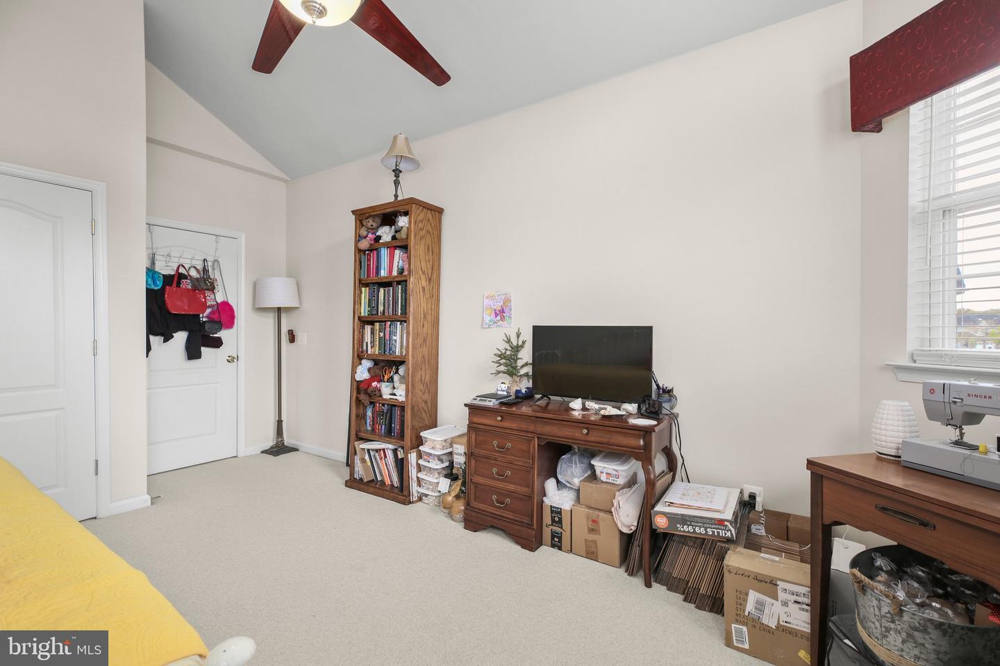 13859 GULLANE DR, WOODBRIDGE, Virginia 22191, 3 Bedrooms Bedrooms, ,3 BathroomsBathrooms,Residential,For sale,13859 GULLANE DR,VAPW2091690 MLS # VAPW2091690