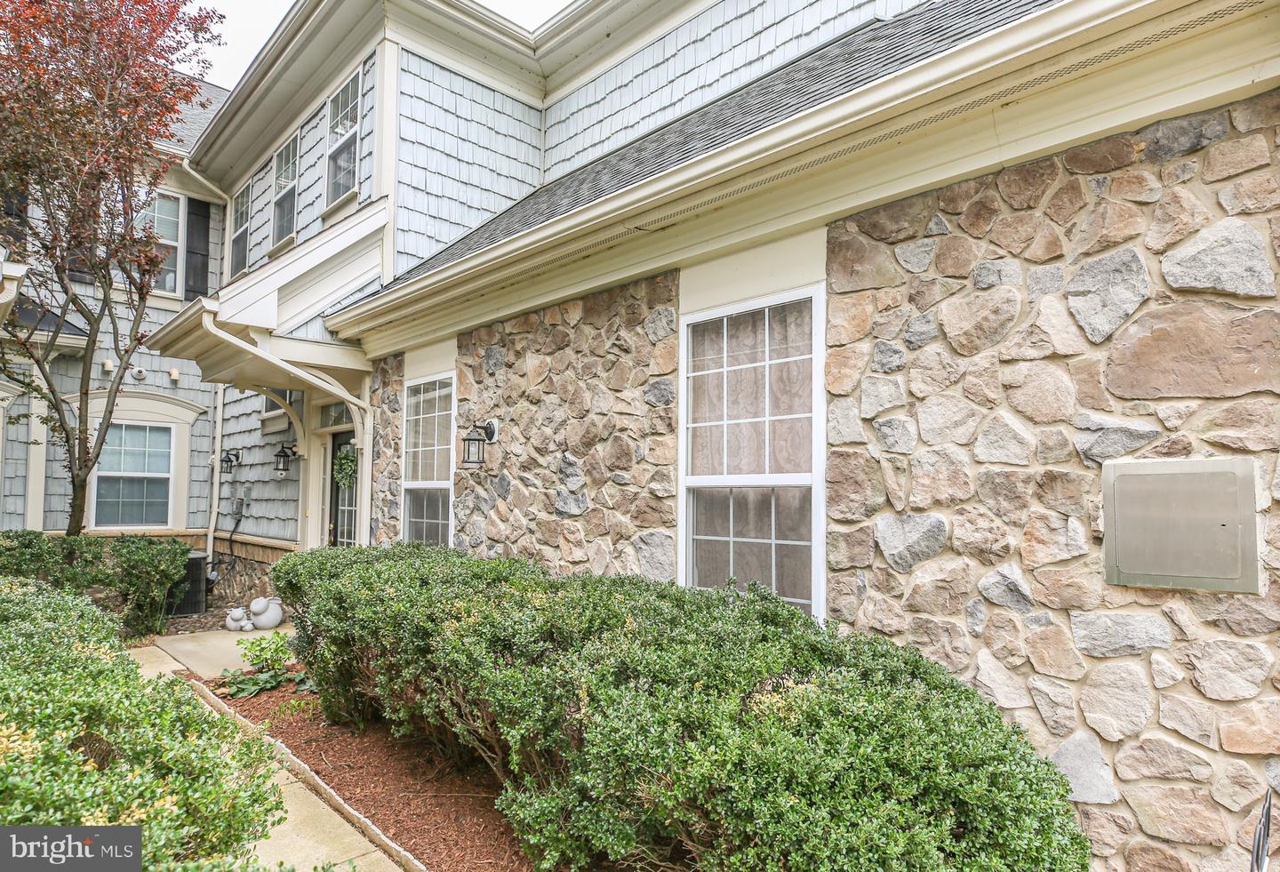 13859 GULLANE DR, WOODBRIDGE, Virginia 22191, 3 Bedrooms Bedrooms, ,3 BathroomsBathrooms,Residential,For sale,13859 GULLANE DR,VAPW2091690 MLS # VAPW2091690