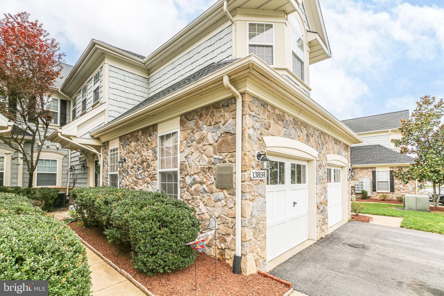 13859 GULLANE DR, WOODBRIDGE, Virginia 22191, 3 Bedrooms Bedrooms, ,3 BathroomsBathrooms,Residential,For sale,13859 GULLANE DR,VAPW2091690 MLS # VAPW2091690