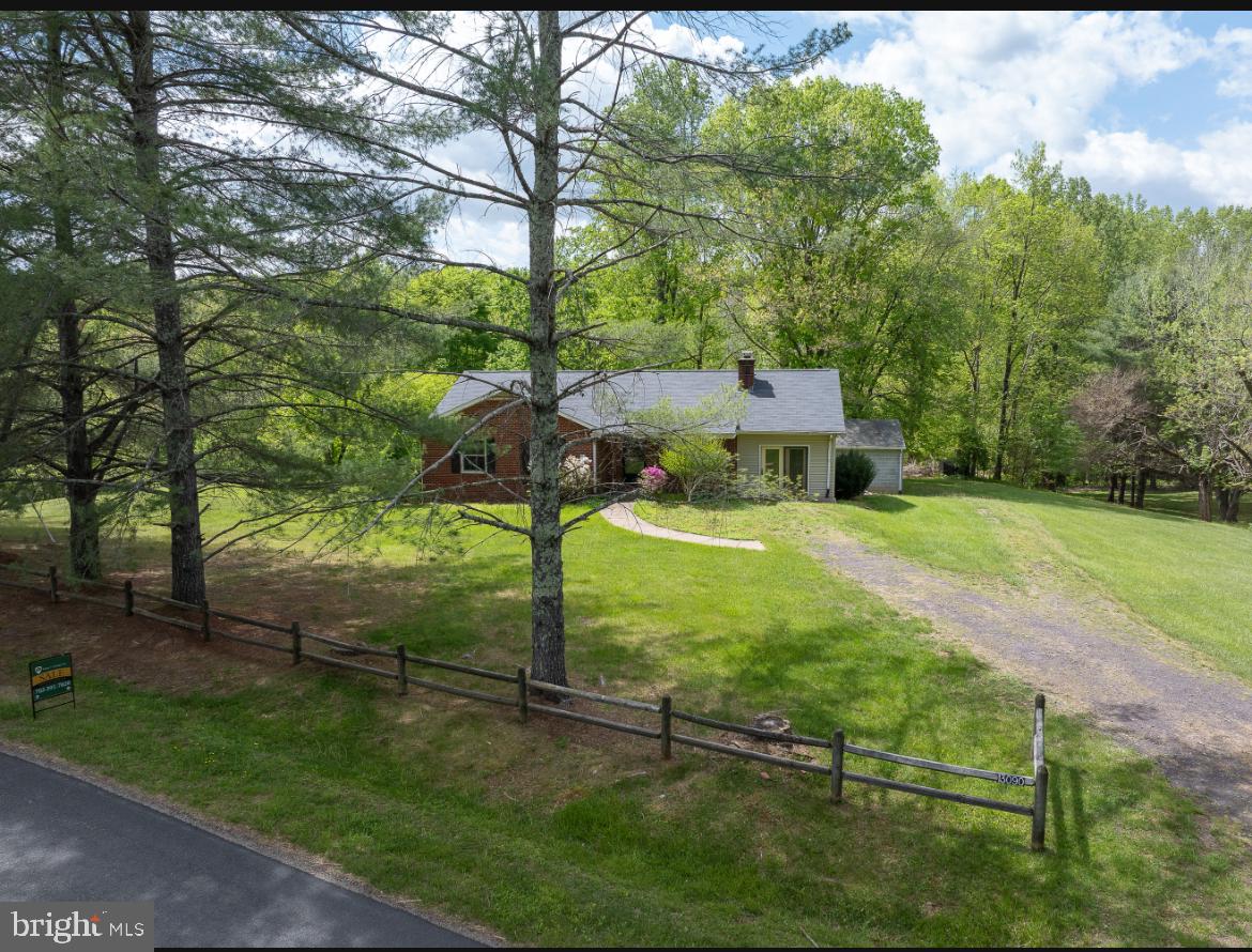 13090 HAZEL RIVER RD, CULPEPER, Virginia 22701, 3 Bedrooms Bedrooms, ,2 BathroomsBathrooms,Residential,For sale,13090 HAZEL RIVER RD,VACU2010262 MLS # VACU2010262