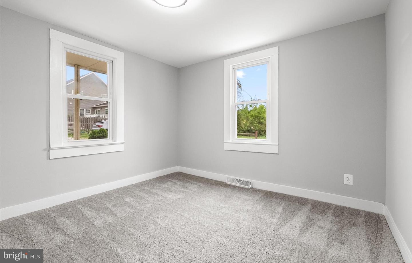 116 ANDERSON ST, FREDERICKSBURG, Virginia 22408, 2 Bedrooms Bedrooms, ,1 BathroomBathrooms,Residential,For sale,116 ANDERSON ST,VASP2032290 MLS # VASP2032290