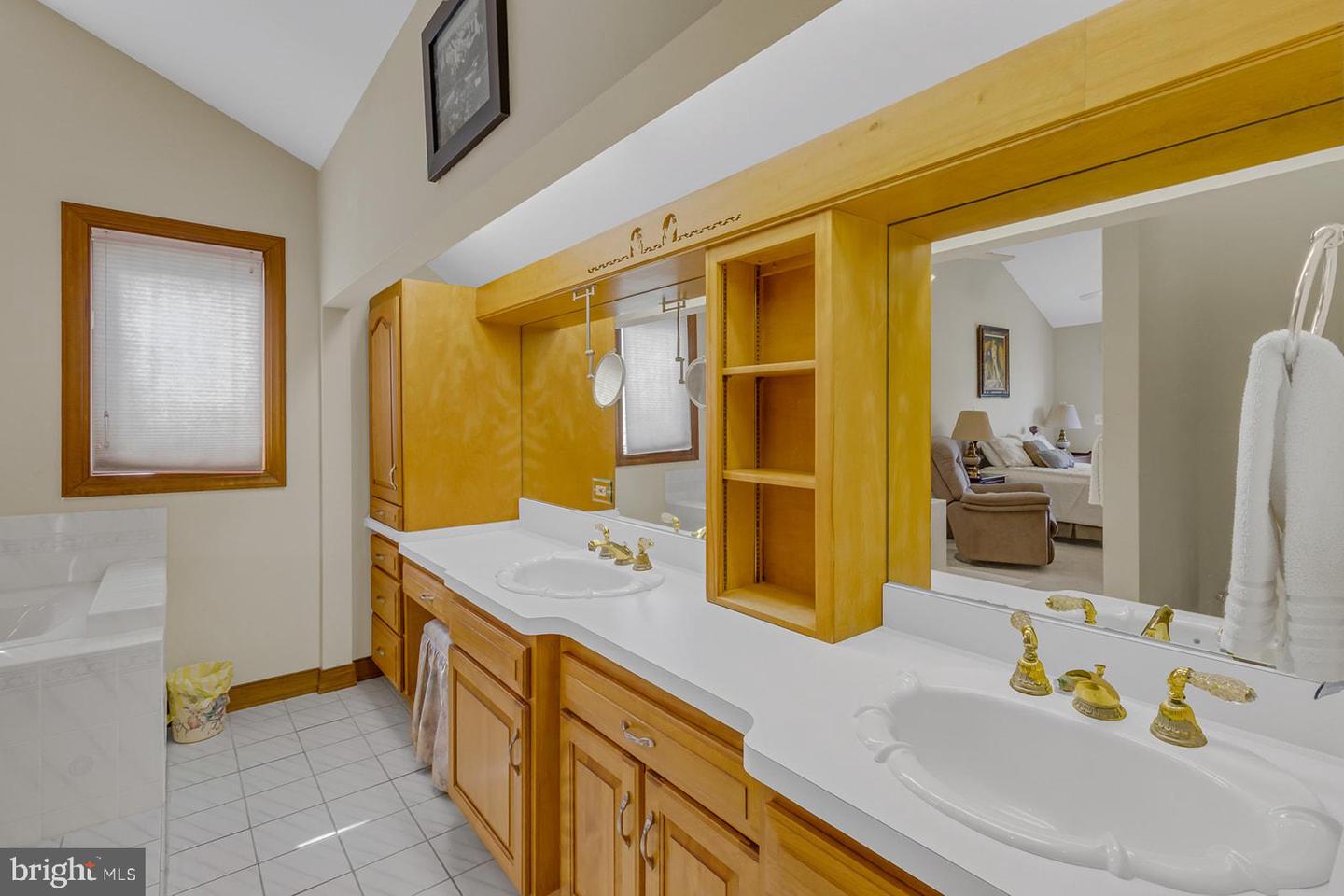 150 EAST HARBOR DR, REEDVILLE, Virginia 22539, 4 Bedrooms Bedrooms, ,2 BathroomsBathrooms,Residential,For sale,150 EAST HARBOR DR,VANV2001540 MLS # VANV2001540