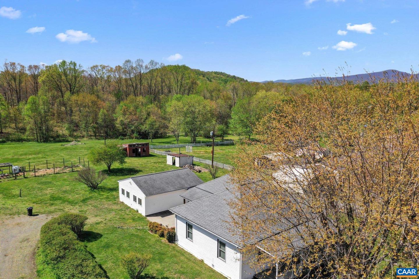3552 WOLFTOWN-HOOD RD, MADISON, Virginia 22727, 3 Bedrooms Bedrooms, ,1 BathroomBathrooms,Residential,For sale,3552 WOLFTOWN-HOOD RD,663333 MLS # 663333