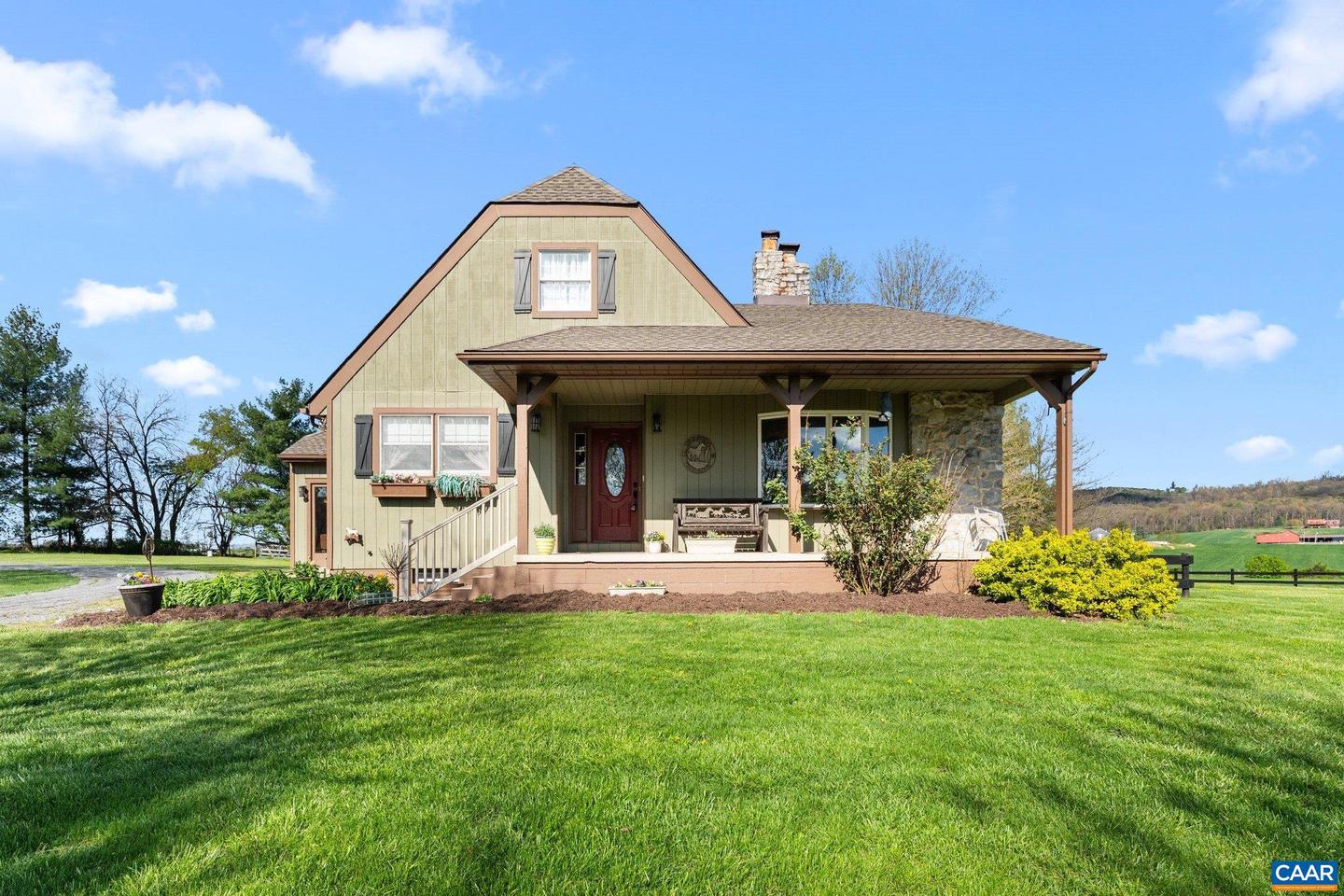 1615 PLEASANT VIEW RD, MOUNT JACKSON, Virginia 22842, 4 Bedrooms Bedrooms, ,2 BathroomsBathrooms,Residential,For sale,1615 PLEASANT VIEW RD,663348 MLS # 663348