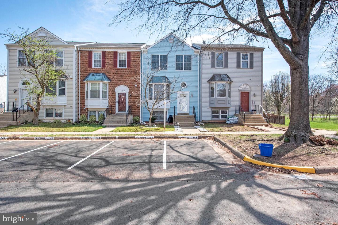 13417 ELEVATION LN, HERNDON, Virginia 20171, 4 Bedrooms Bedrooms, ,3 BathroomsBathrooms,Residential,For sale,13417 ELEVATION LN,VAFX2225678 MLS # VAFX2225678