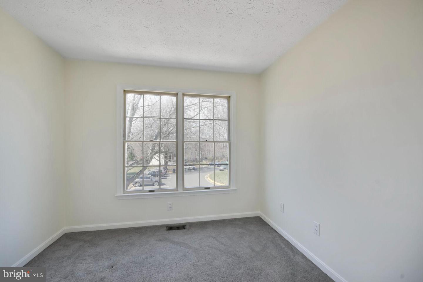 13417 ELEVATION LN, HERNDON, Virginia 20171, 4 Bedrooms Bedrooms, ,3 BathroomsBathrooms,Residential,For sale,13417 ELEVATION LN,VAFX2225678 MLS # VAFX2225678
