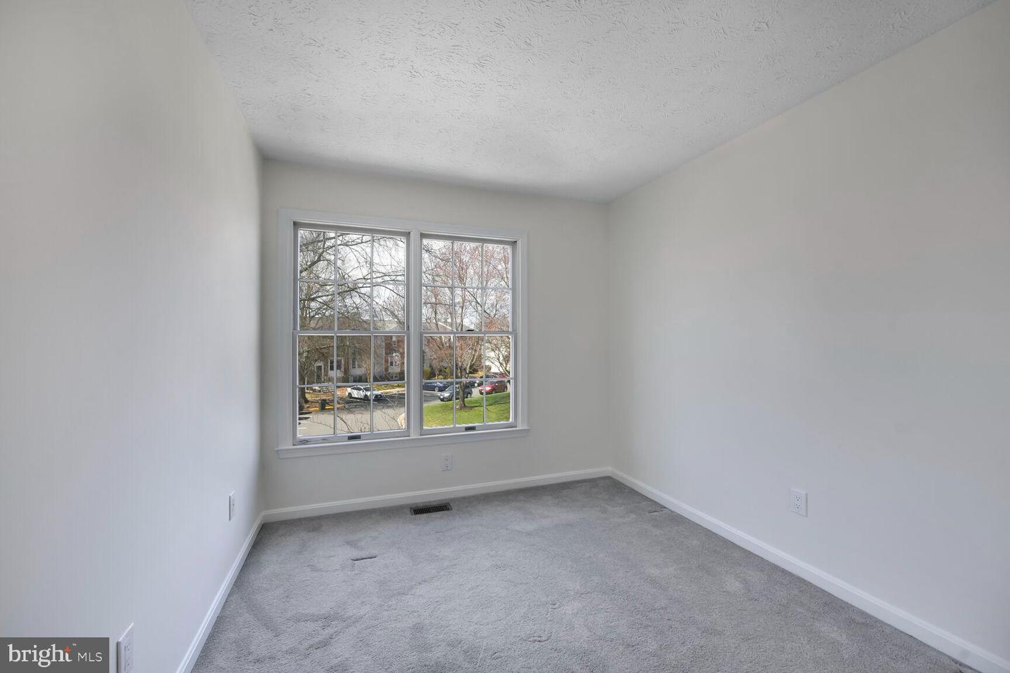 13417 ELEVATION LN, HERNDON, Virginia 20171, 4 Bedrooms Bedrooms, ,3 BathroomsBathrooms,Residential,For sale,13417 ELEVATION LN,VAFX2225678 MLS # VAFX2225678