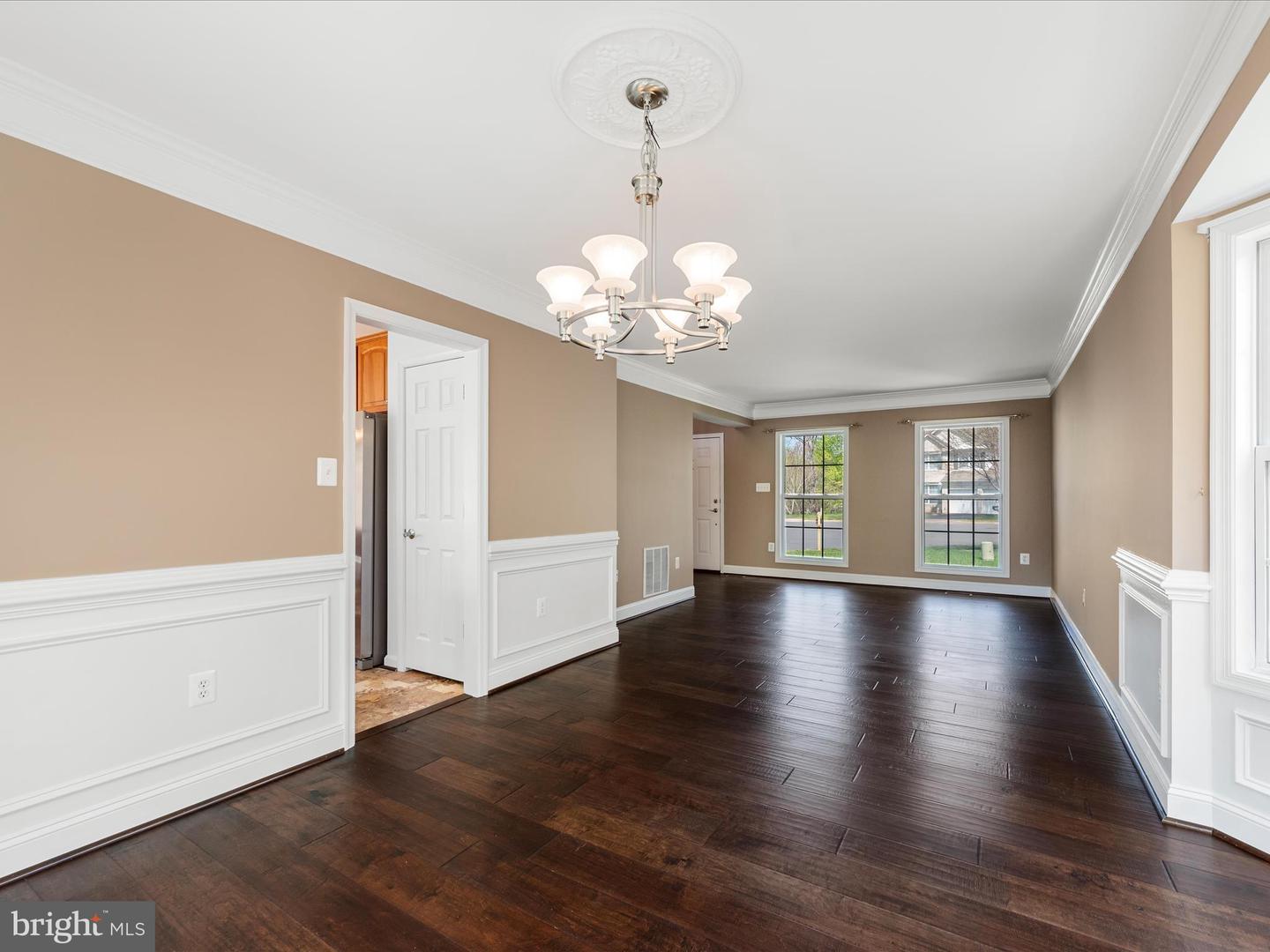 9409 BUCKHALL FARM CT, MANASSAS, Virginia 20111, 5 Bedrooms Bedrooms, ,3 BathroomsBathrooms,Residential,For sale,9409 BUCKHALL FARM CT,VAPW2091528 MLS # VAPW2091528