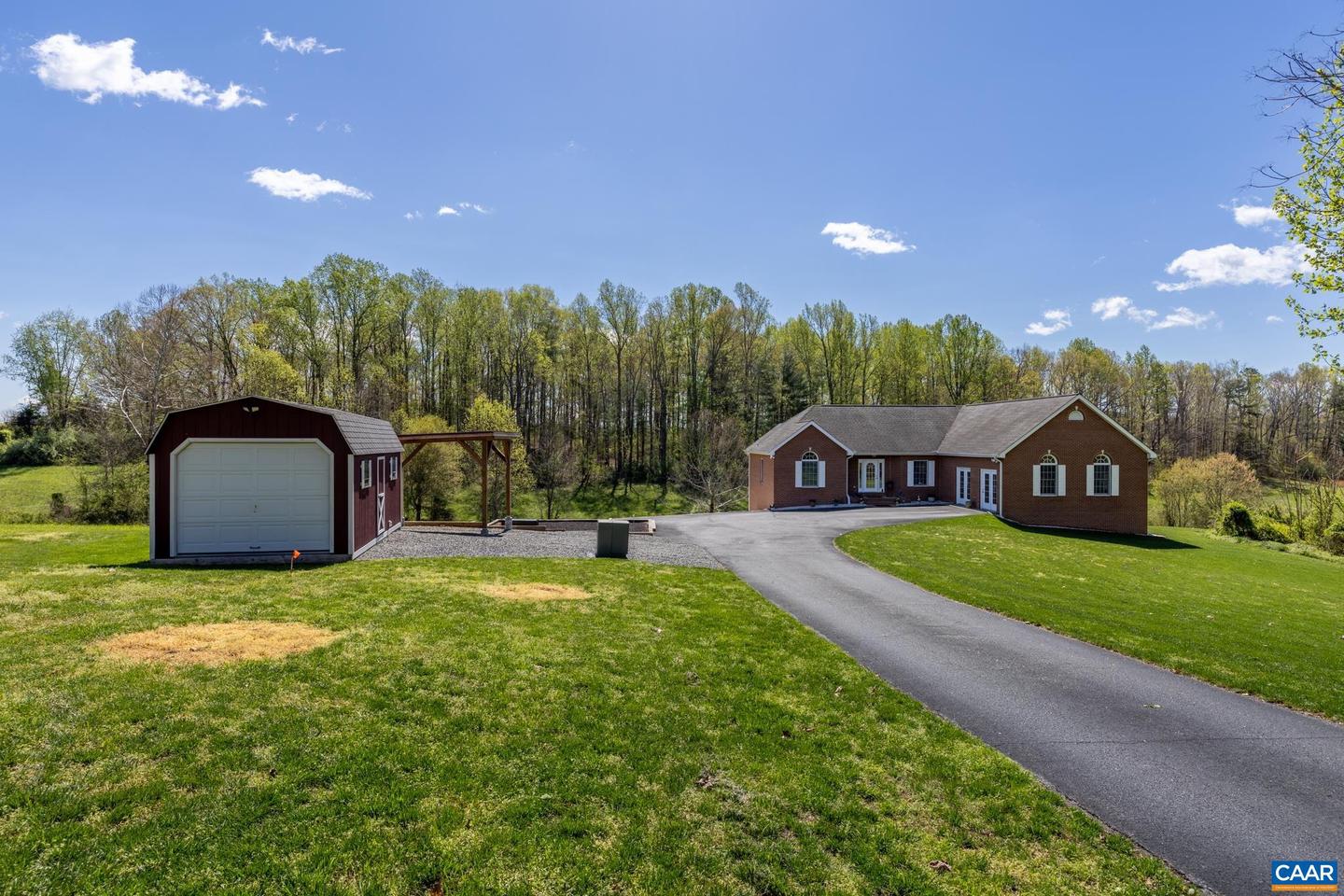 105 SQUIRREL PATH, STANARDSVILLE, Virginia 22973, 5 Bedrooms Bedrooms, ,4 BathroomsBathrooms,Residential,For sale,105 SQUIRREL PATH,663097 MLS # 663097