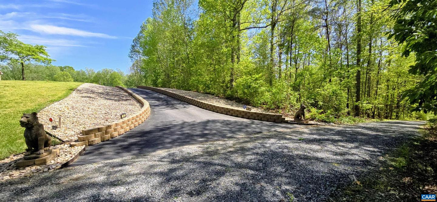 105 SQUIRREL PATH, STANARDSVILLE, Virginia 22973, 5 Bedrooms Bedrooms, ,4 BathroomsBathrooms,Residential,For sale,105 SQUIRREL PATH,663097 MLS # 663097