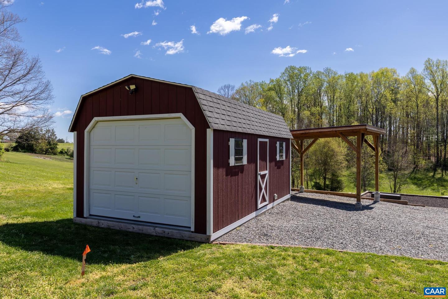 105 SQUIRREL PATH, STANARDSVILLE, Virginia 22973, 5 Bedrooms Bedrooms, ,4 BathroomsBathrooms,Residential,For sale,105 SQUIRREL PATH,663097 MLS # 663097