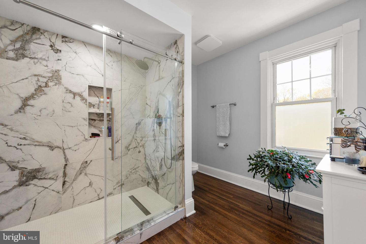 529 N BRADDOCK ST, WINCHESTER, Virginia 22601, 3 Bedrooms Bedrooms, ,2 BathroomsBathrooms,Residential,For sale,529 N BRADDOCK ST,VAWI2007516 MLS # VAWI2007516