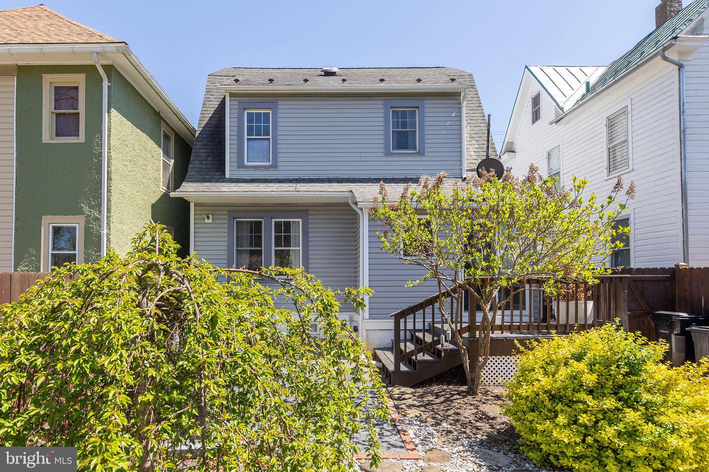 529 N BRADDOCK ST, WINCHESTER, Virginia 22601, 3 Bedrooms Bedrooms, ,2 BathroomsBathrooms,Residential,For sale,529 N BRADDOCK ST,VAWI2007516 MLS # VAWI2007516