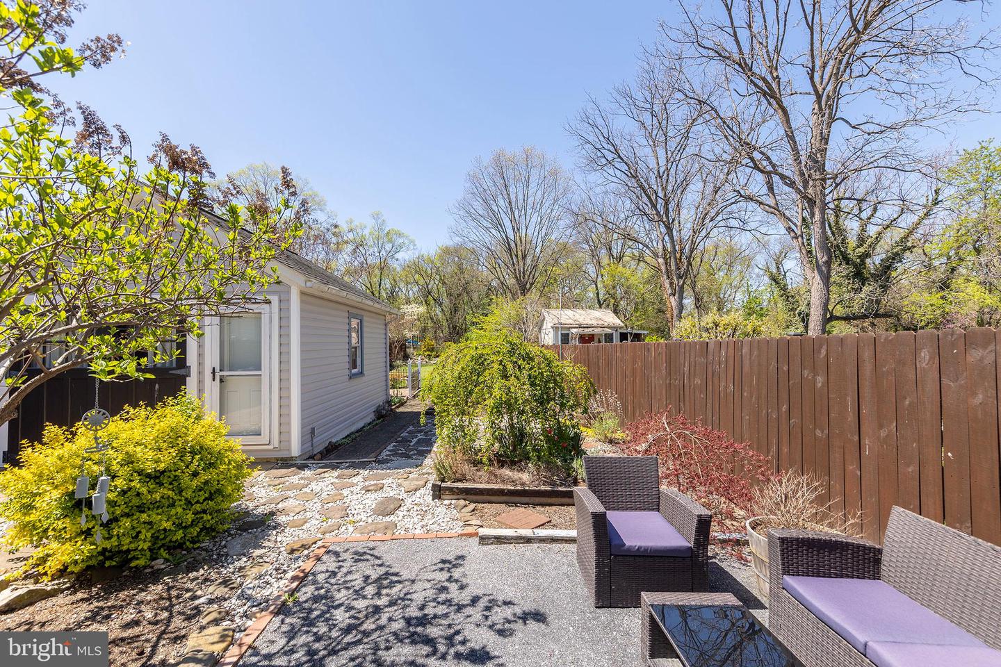 529 N BRADDOCK ST, WINCHESTER, Virginia 22601, 3 Bedrooms Bedrooms, ,2 BathroomsBathrooms,Residential,For sale,529 N BRADDOCK ST,VAWI2007516 MLS # VAWI2007516