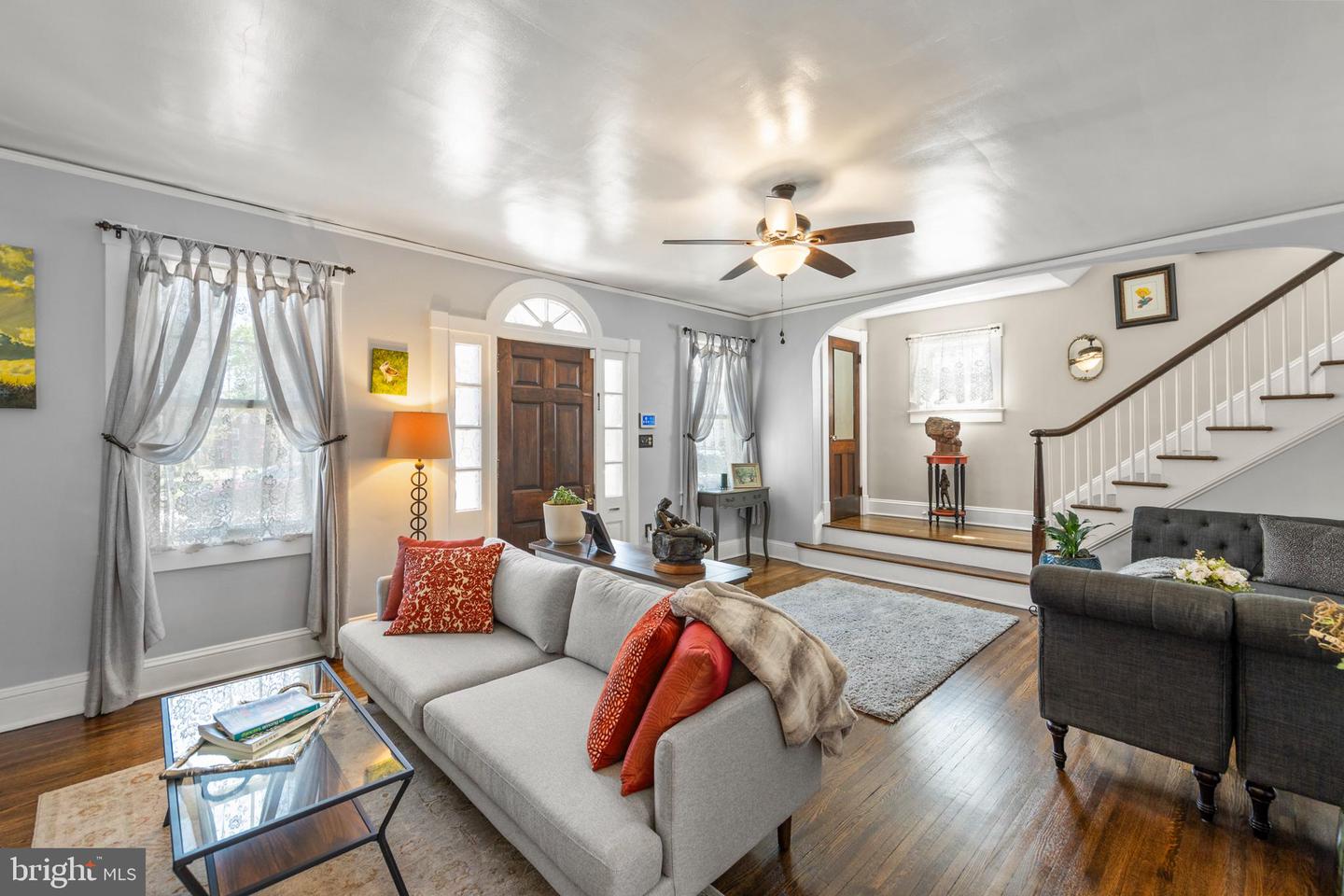 529 N BRADDOCK ST, WINCHESTER, Virginia 22601, 3 Bedrooms Bedrooms, ,2 BathroomsBathrooms,Residential,For sale,529 N BRADDOCK ST,VAWI2007516 MLS # VAWI2007516