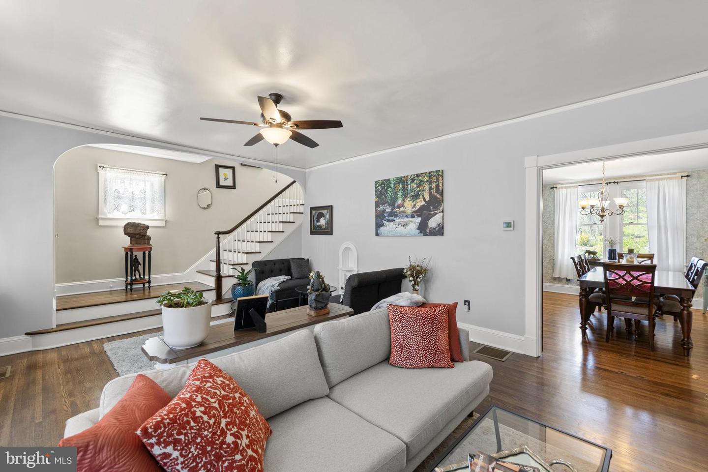 529 N BRADDOCK ST, WINCHESTER, Virginia 22601, 3 Bedrooms Bedrooms, ,2 BathroomsBathrooms,Residential,For sale,529 N BRADDOCK ST,VAWI2007516 MLS # VAWI2007516