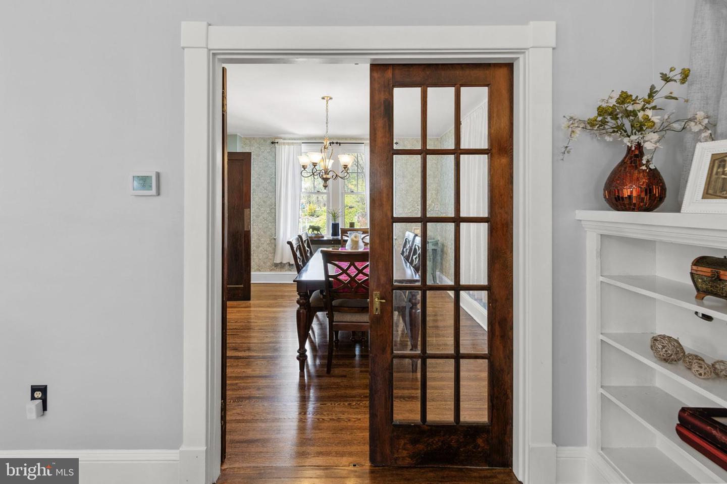 529 N BRADDOCK ST, WINCHESTER, Virginia 22601, 3 Bedrooms Bedrooms, ,2 BathroomsBathrooms,Residential,For sale,529 N BRADDOCK ST,VAWI2007516 MLS # VAWI2007516