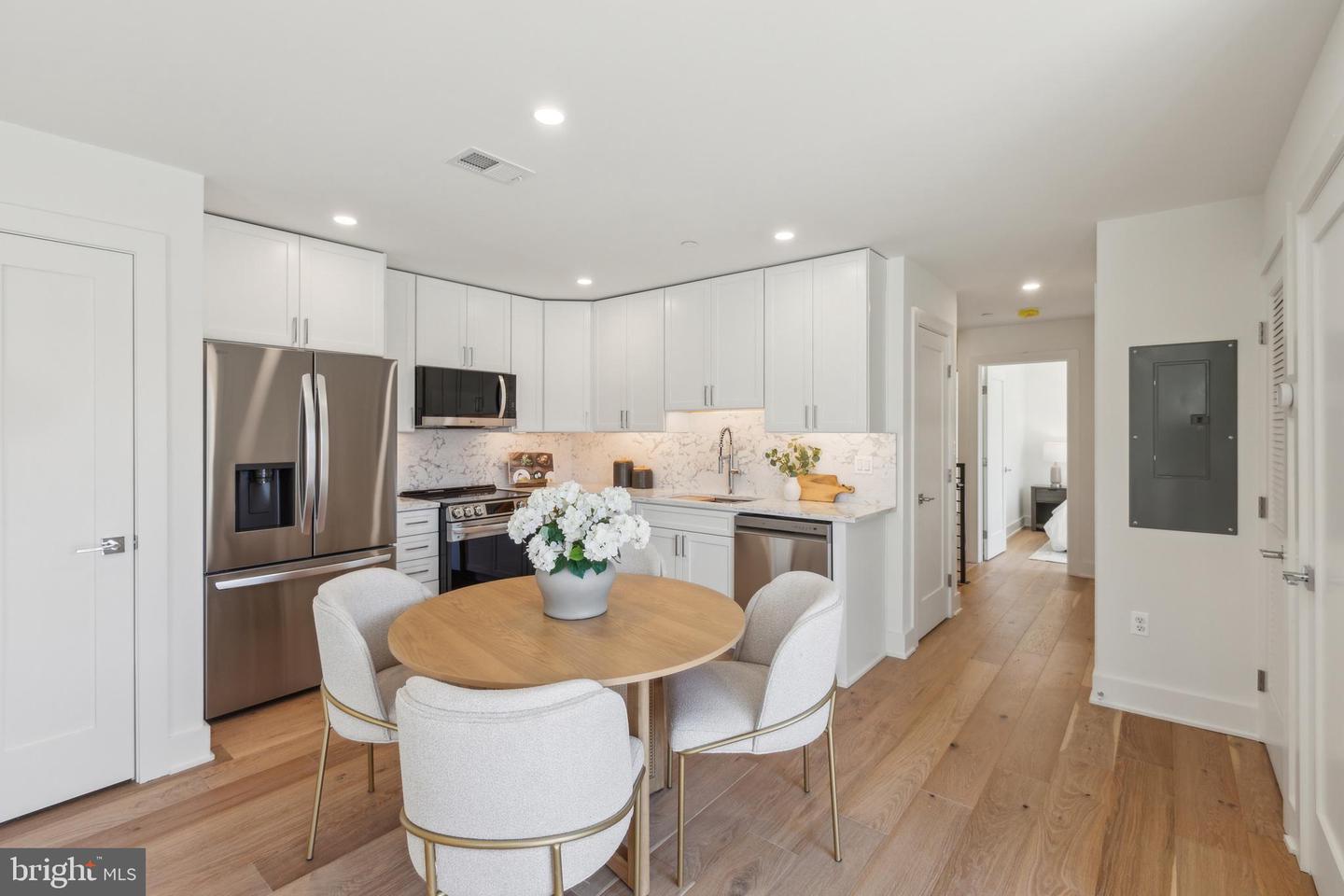 7125 GEORGIA AVENUE NW #9, WASHINGTON, District Of Columbia 20012, 2 Bedrooms Bedrooms, ,2 BathroomsBathrooms,Residential,For sale,7125 GEORGIA AVENUE NW #9,DCDC2195500 MLS # DCDC2195500