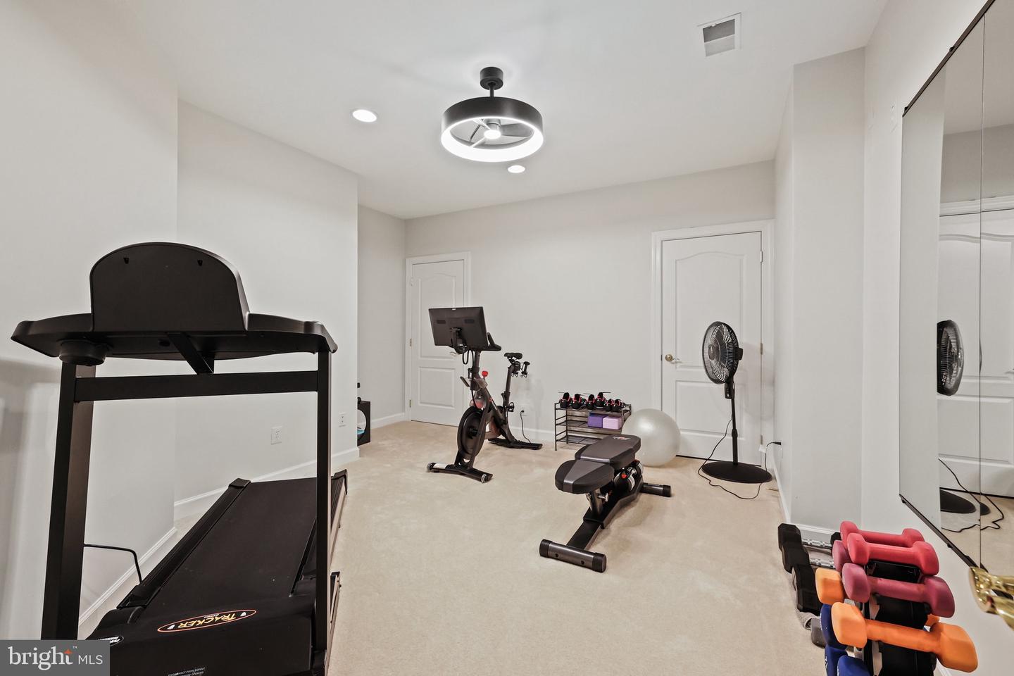 11050 HEATHLAND DR, OAKTON, Virginia 22124, 4 Bedrooms Bedrooms, ,5 BathroomsBathrooms,Residential,For sale,11050 HEATHLAND DR,VAFX2234186 MLS # VAFX2234186