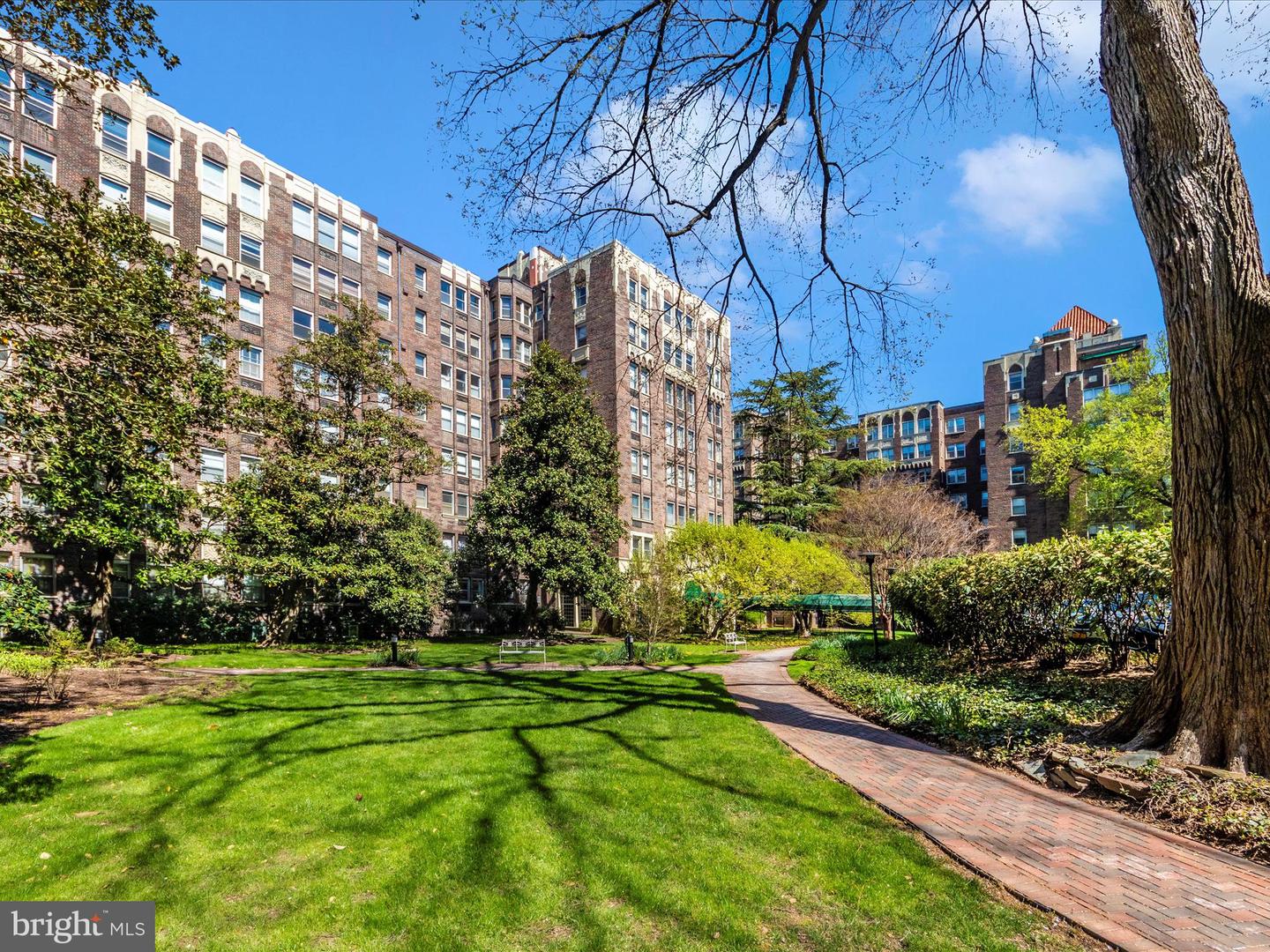 4000 CATHEDRAL AVE NW #706B, WASHINGTON, District Of Columbia 20016, 2 Bedrooms Bedrooms, ,1 BathroomBathrooms,Residential,For sale,4000 CATHEDRAL AVE NW #706B,DCDC2195638 MLS # DCDC2195638