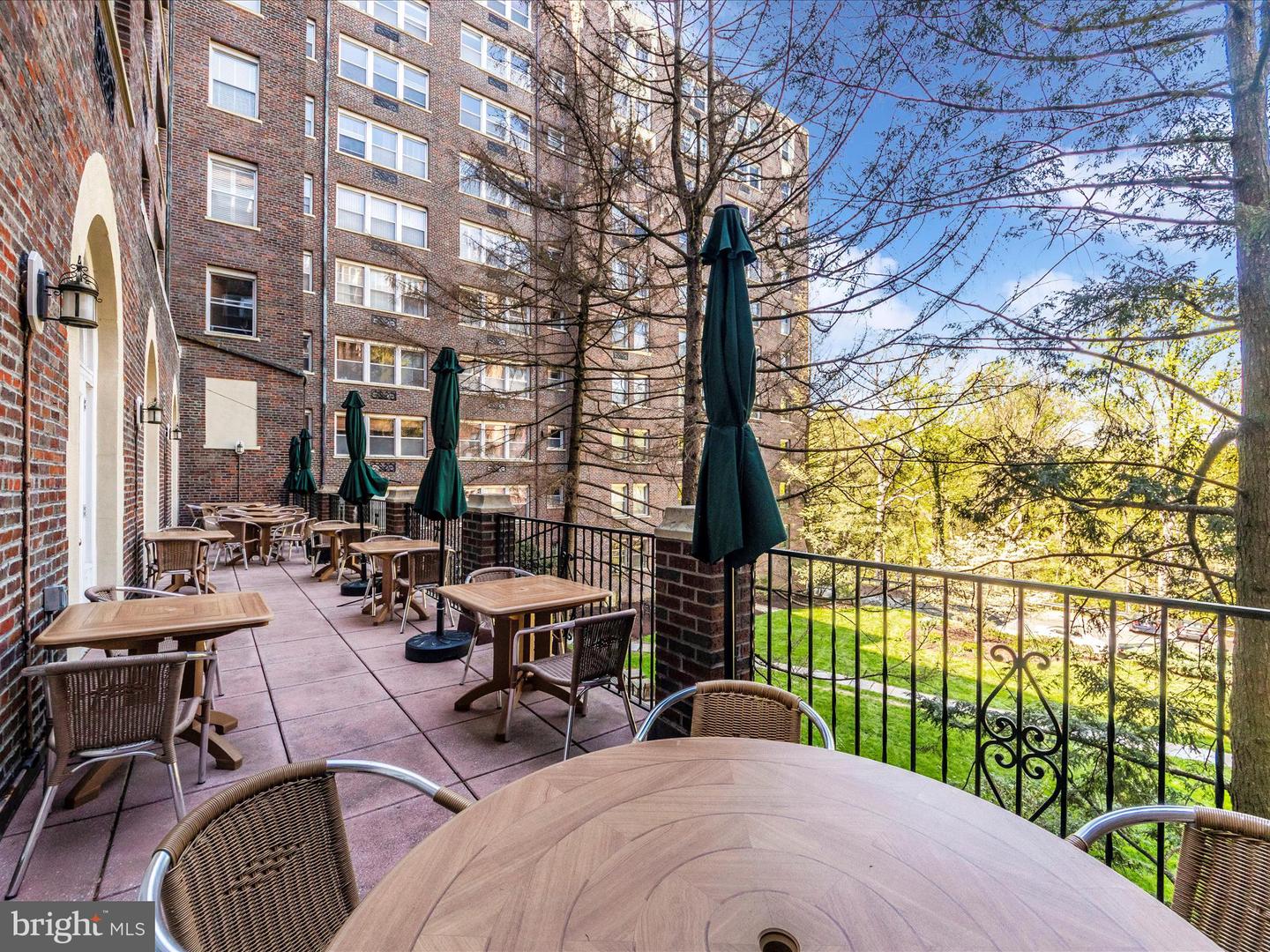4000 CATHEDRAL AVE NW #706B, WASHINGTON, District Of Columbia 20016, 2 Bedrooms Bedrooms, ,1 BathroomBathrooms,Residential,For sale,4000 CATHEDRAL AVE NW #706B,DCDC2195638 MLS # DCDC2195638