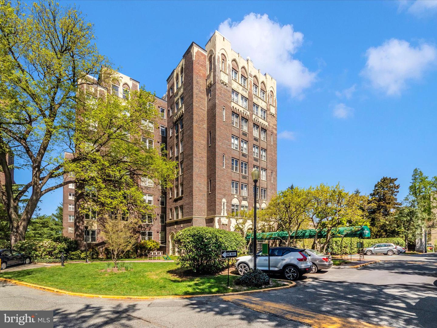 4000 CATHEDRAL AVE NW #706B, WASHINGTON, District Of Columbia 20016, 2 Bedrooms Bedrooms, ,1 BathroomBathrooms,Residential,For sale,4000 CATHEDRAL AVE NW #706B,DCDC2195638 MLS # DCDC2195638