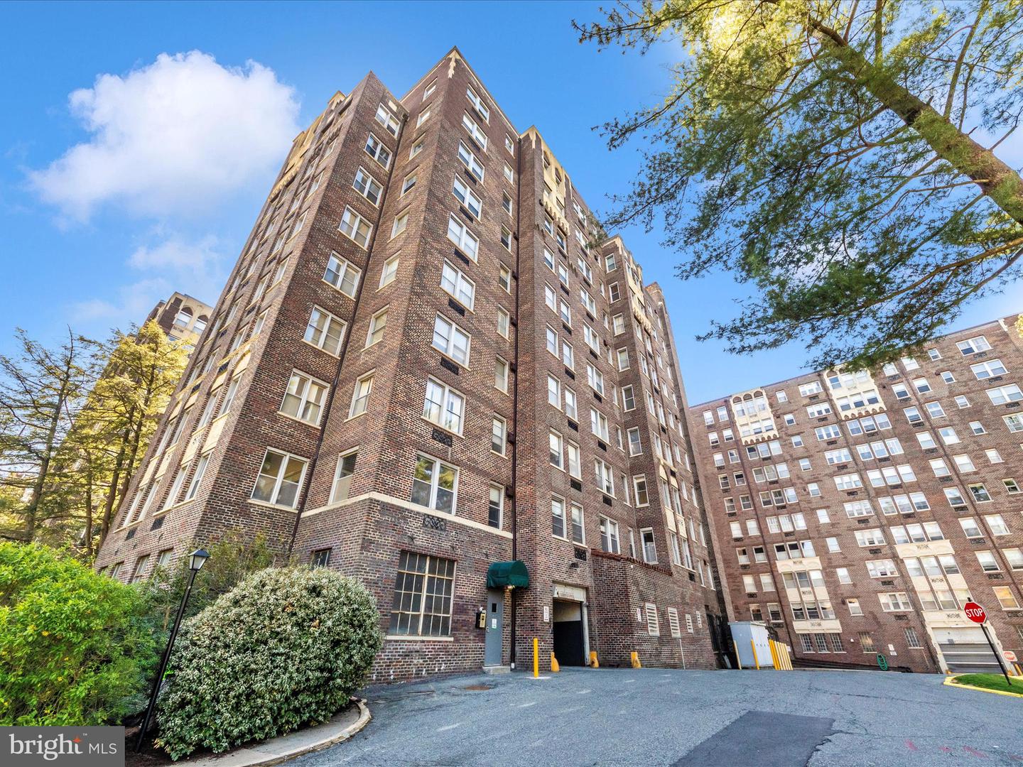 4000 CATHEDRAL AVE NW #706B, WASHINGTON, District Of Columbia 20016, 2 Bedrooms Bedrooms, ,1 BathroomBathrooms,Residential,For sale,4000 CATHEDRAL AVE NW #706B,DCDC2195638 MLS # DCDC2195638
