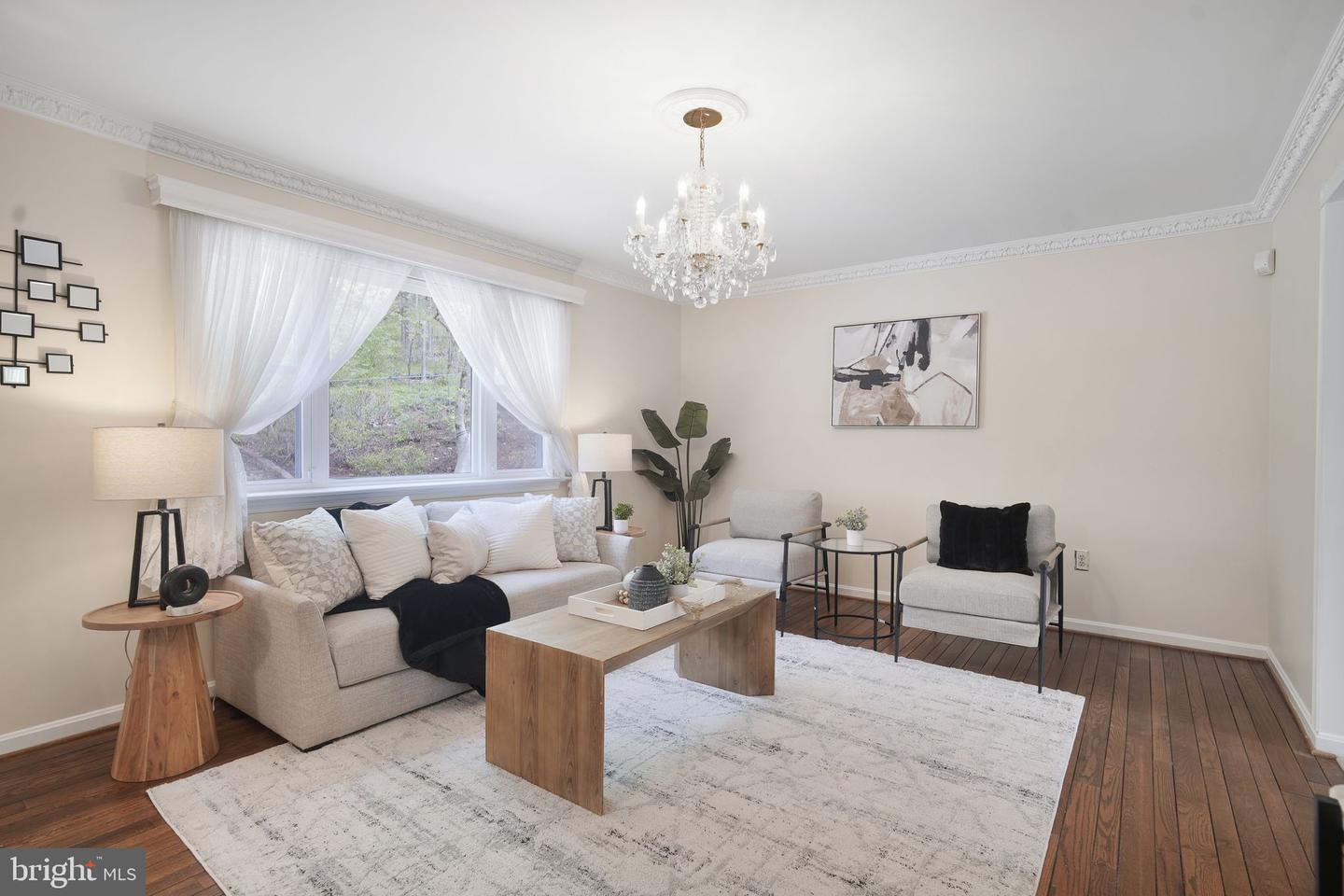 6801 LAMP POST LN, ALEXANDRIA, Virginia 22306, 4 Bedrooms Bedrooms, ,3 BathroomsBathrooms,Residential,For sale,6801 LAMP POST LN,VAFX2234576 MLS # VAFX2234576