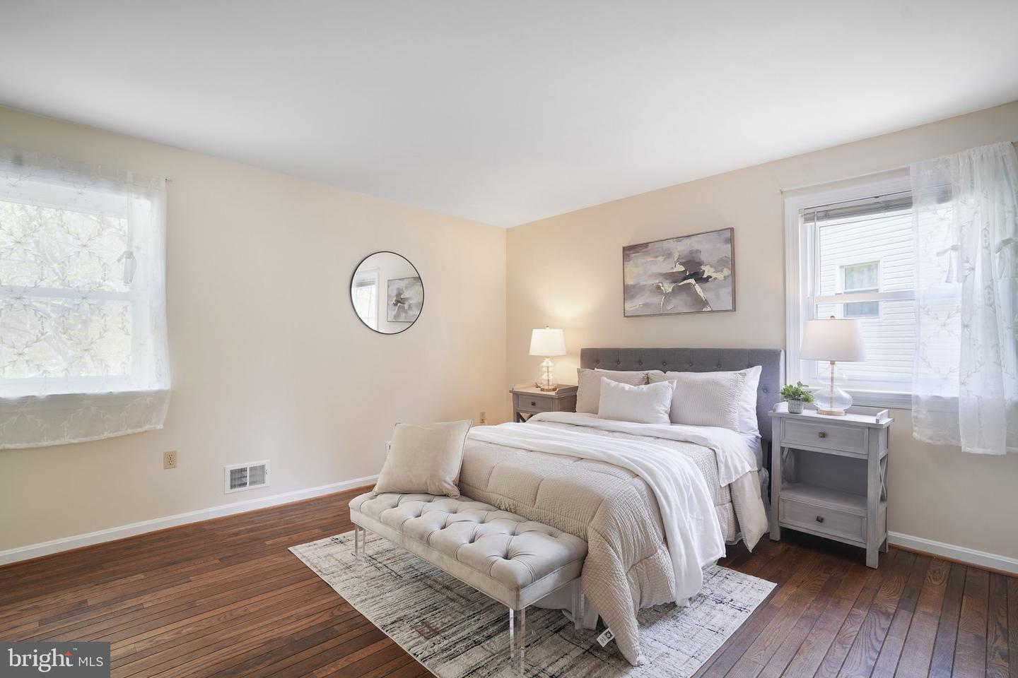 6801 LAMP POST LN, ALEXANDRIA, Virginia 22306, 4 Bedrooms Bedrooms, ,3 BathroomsBathrooms,Residential,For sale,6801 LAMP POST LN,VAFX2234576 MLS # VAFX2234576