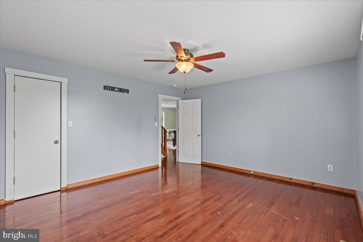 136 PORTER LN, MONTROSS, Virginia 22520, 5 Bedrooms Bedrooms, 13 Rooms Rooms,2 BathroomsBathrooms,Residential,For sale,136 PORTER LN,VAWE2008700 MLS # VAWE2008700