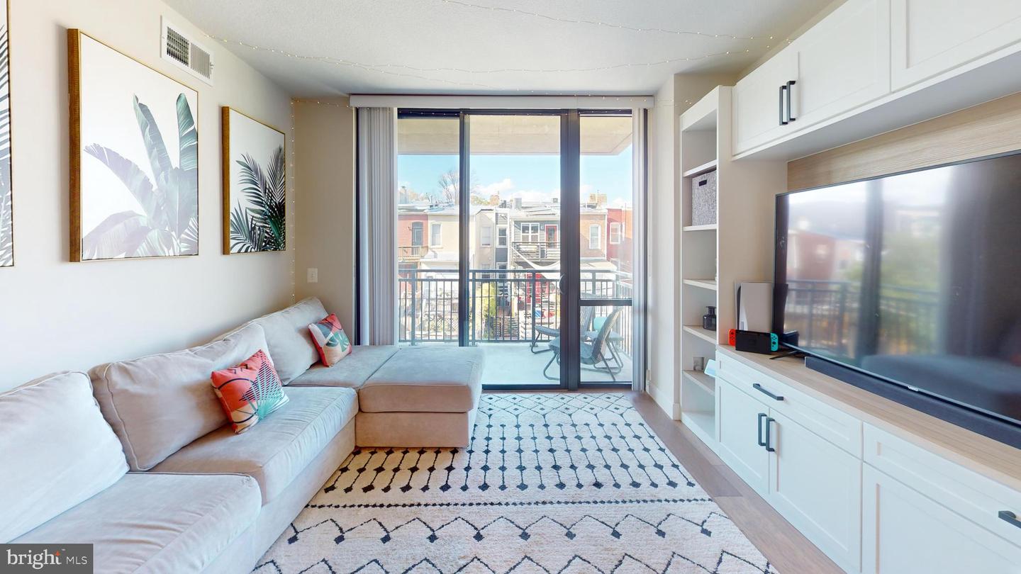 50 FLORIDA AVE NE #412, WASHINGTON, District Of Columbia 20002, 1 Bedroom Bedrooms, ,1 BathroomBathrooms,Residential,For sale,50 FLORIDA AVE NE #412,DCDC2195954 MLS # DCDC2195954