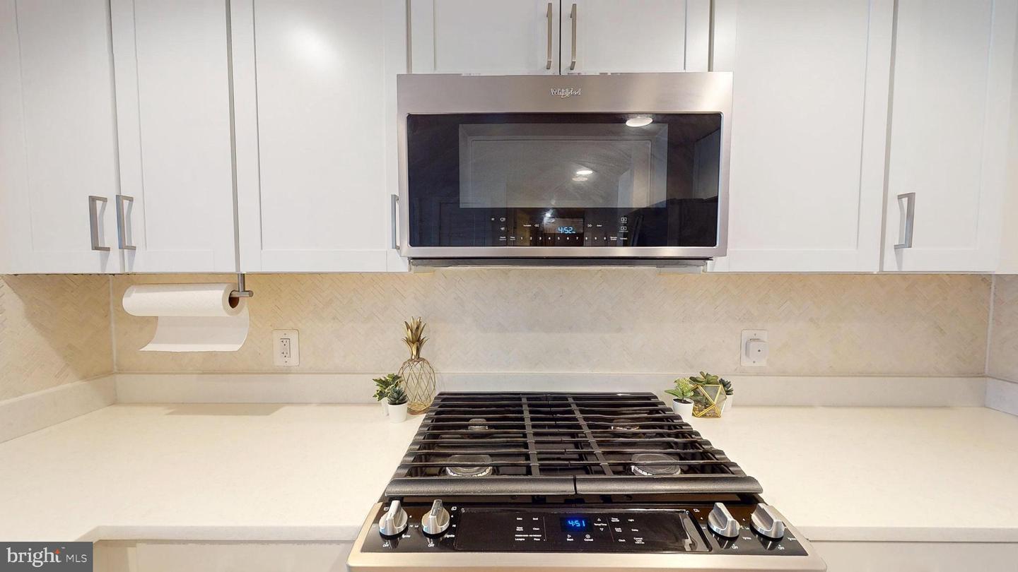 50 FLORIDA AVE NE #412, WASHINGTON, District Of Columbia 20002, 1 Bedroom Bedrooms, ,1 BathroomBathrooms,Residential,For sale,50 FLORIDA AVE NE #412,DCDC2195954 MLS # DCDC2195954