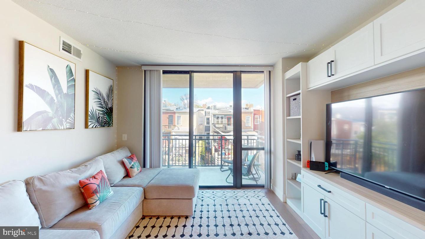 50 FLORIDA AVE NE #412, WASHINGTON, District Of Columbia 20002, 1 Bedroom Bedrooms, ,1 BathroomBathrooms,Residential,For sale,50 FLORIDA AVE NE #412,DCDC2195954 MLS # DCDC2195954
