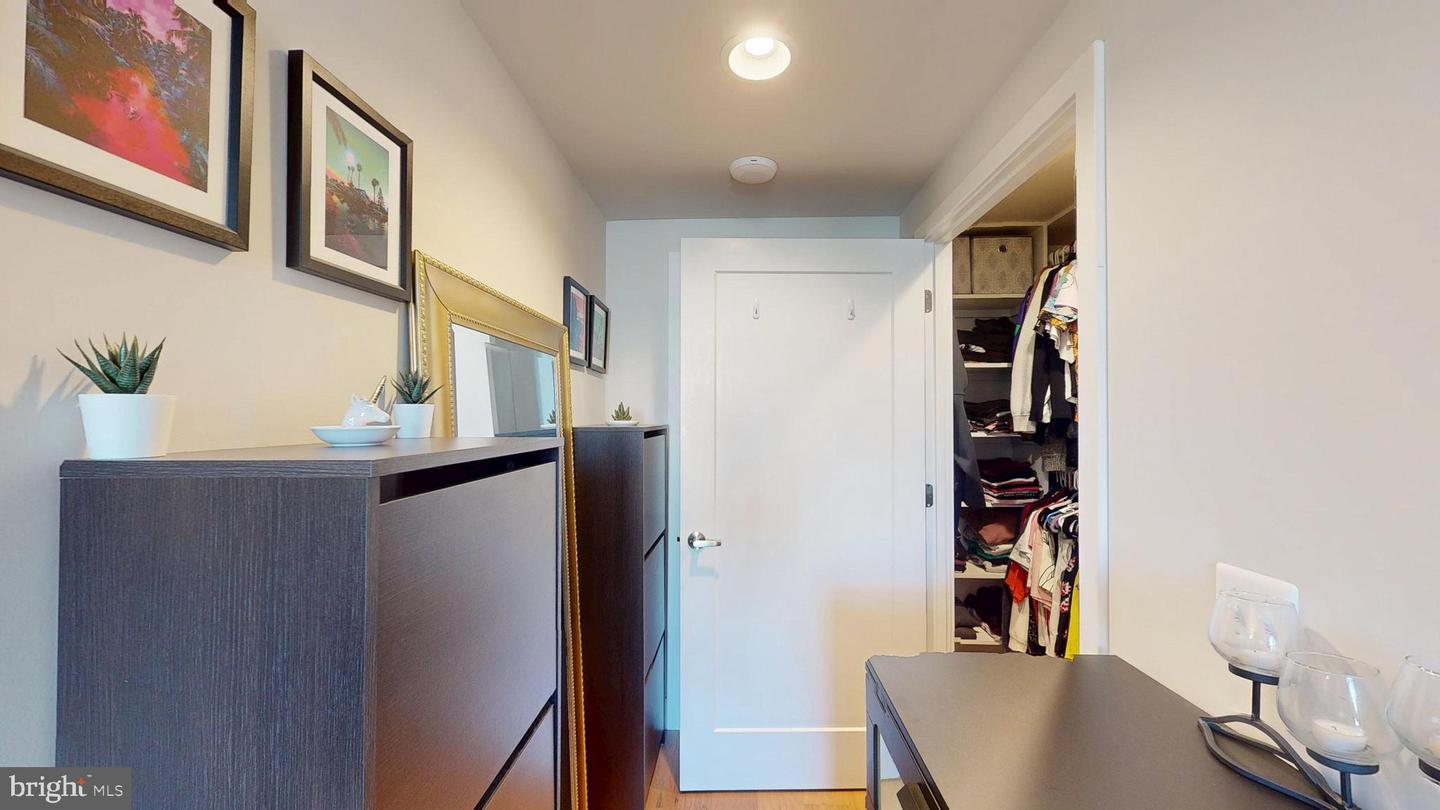50 FLORIDA AVE NE #412, WASHINGTON, District Of Columbia 20002, 1 Bedroom Bedrooms, ,1 BathroomBathrooms,Residential,For sale,50 FLORIDA AVE NE #412,DCDC2195954 MLS # DCDC2195954
