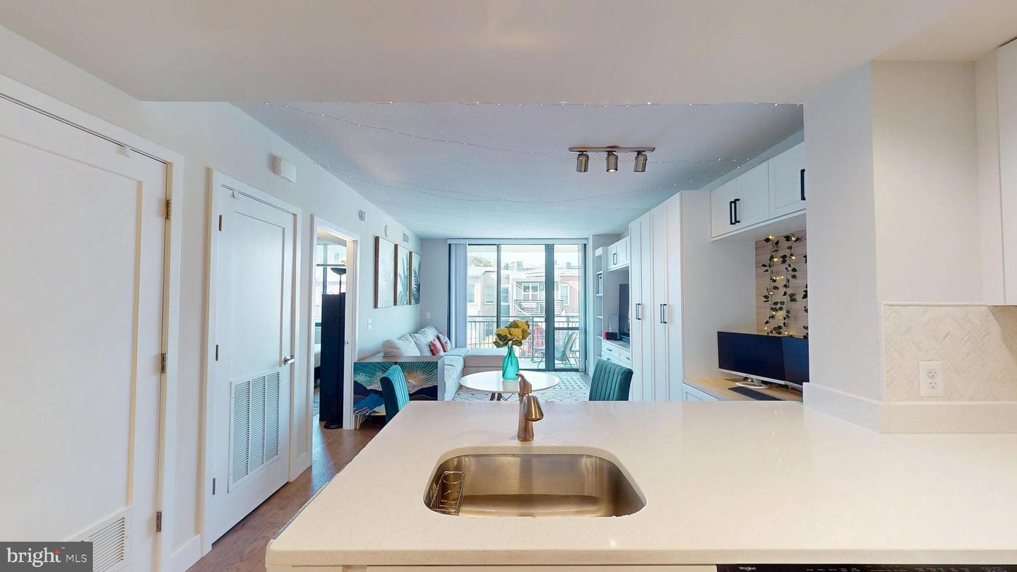 50 FLORIDA AVE NE #412, WASHINGTON, District Of Columbia 20002, 1 Bedroom Bedrooms, ,1 BathroomBathrooms,Residential,For sale,50 FLORIDA AVE NE #412,DCDC2195954 MLS # DCDC2195954