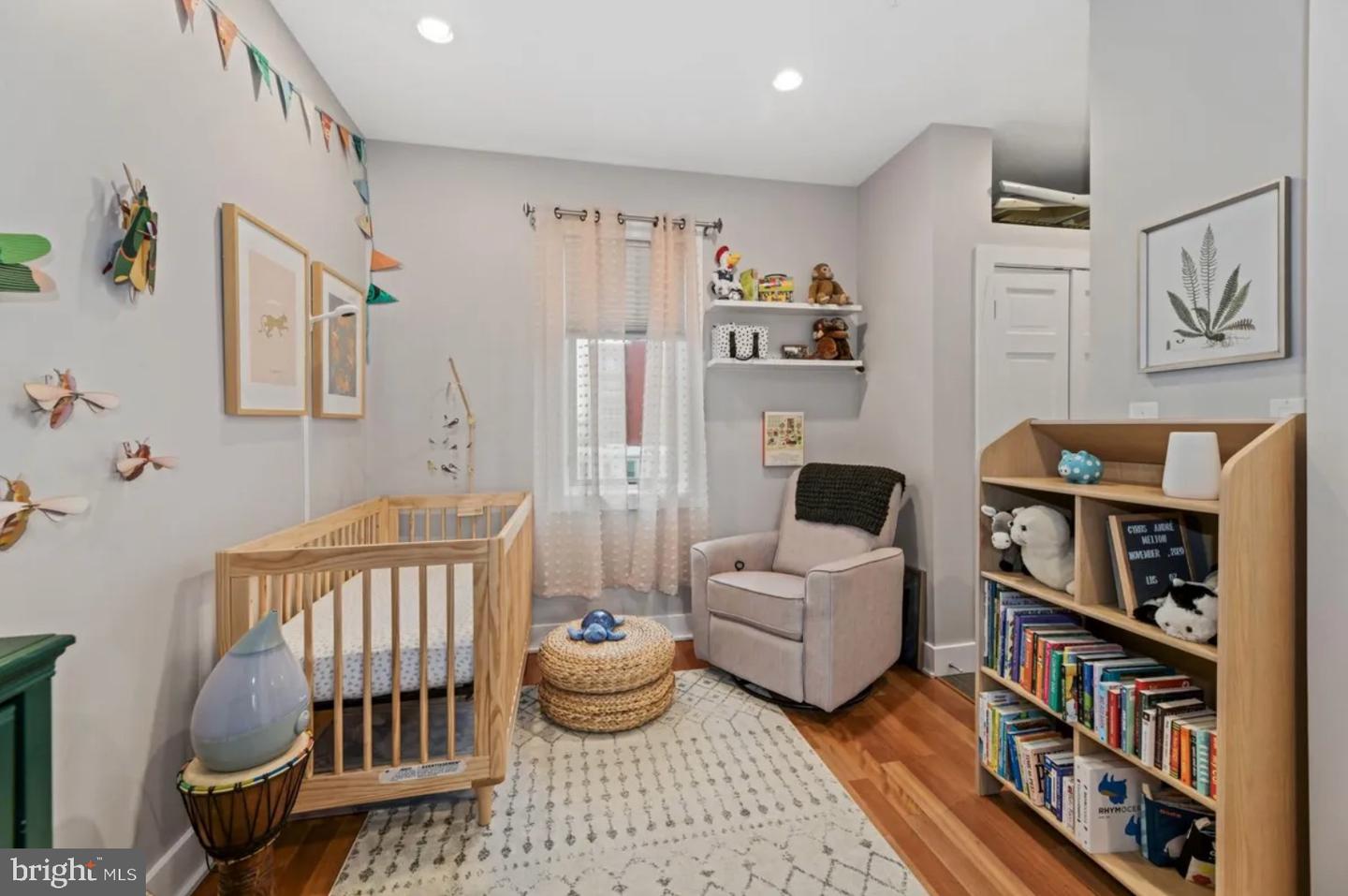 915 3RD ST NE #2, WASHINGTON, District Of Columbia 20002, 3 Bedrooms Bedrooms, ,3 BathroomsBathrooms,Residential,For sale,915 3RD ST NE #2,DCDC2195984 MLS # DCDC2195984