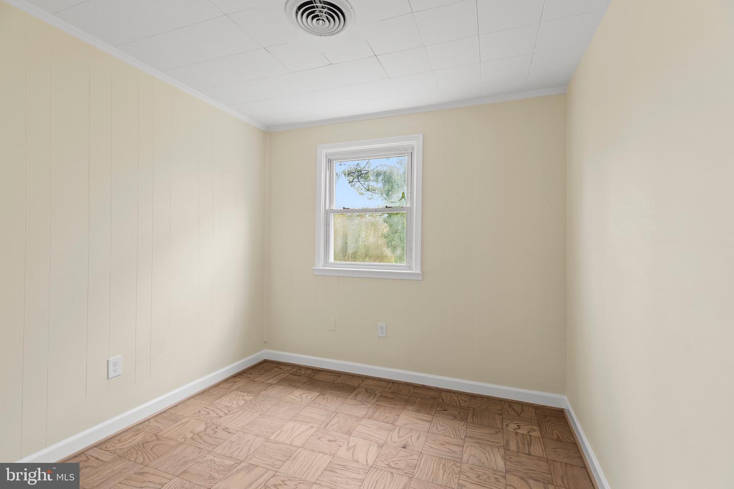 9658 NORFOLK ST, MANASSAS, Virginia 20109, 5 Bedrooms Bedrooms, ,2 BathroomsBathrooms,Residential,For sale,9658 NORFOLK ST,VAPW2092282 MLS # VAPW2092282