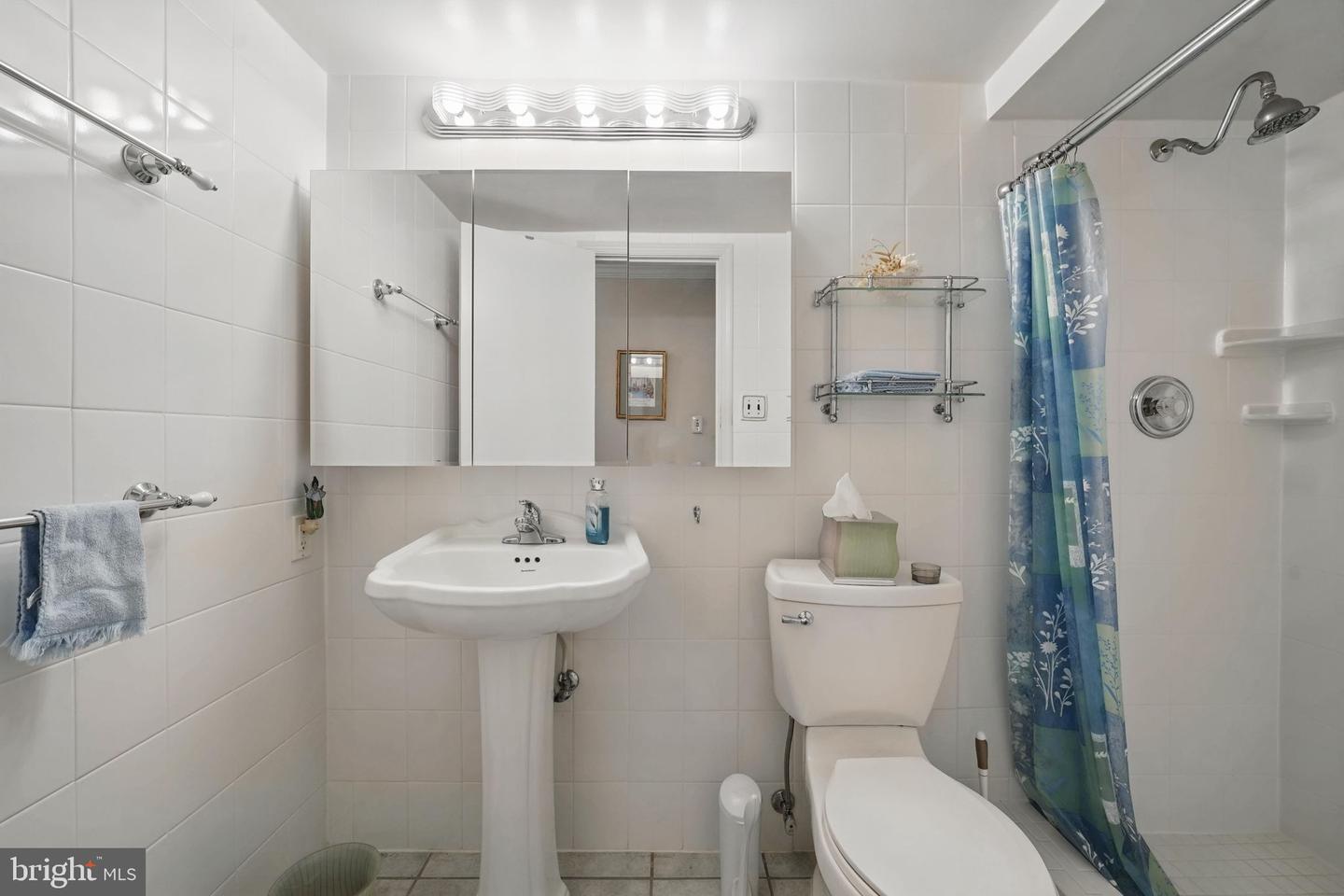 4602 OLD MILL RD, ALEXANDRIA, Virginia 22309, 5 Bedrooms Bedrooms, ,3 BathroomsBathrooms,Residential,For sale,4602 OLD MILL RD,VAFX2235128 MLS # VAFX2235128
