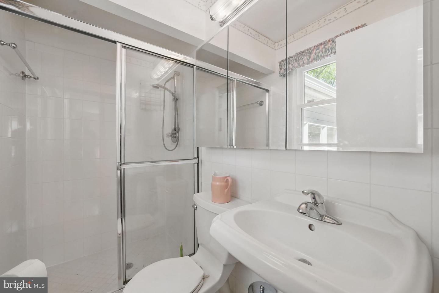4602 OLD MILL RD, ALEXANDRIA, Virginia 22309, 5 Bedrooms Bedrooms, ,3 BathroomsBathrooms,Residential,For sale,4602 OLD MILL RD,VAFX2235128 MLS # VAFX2235128