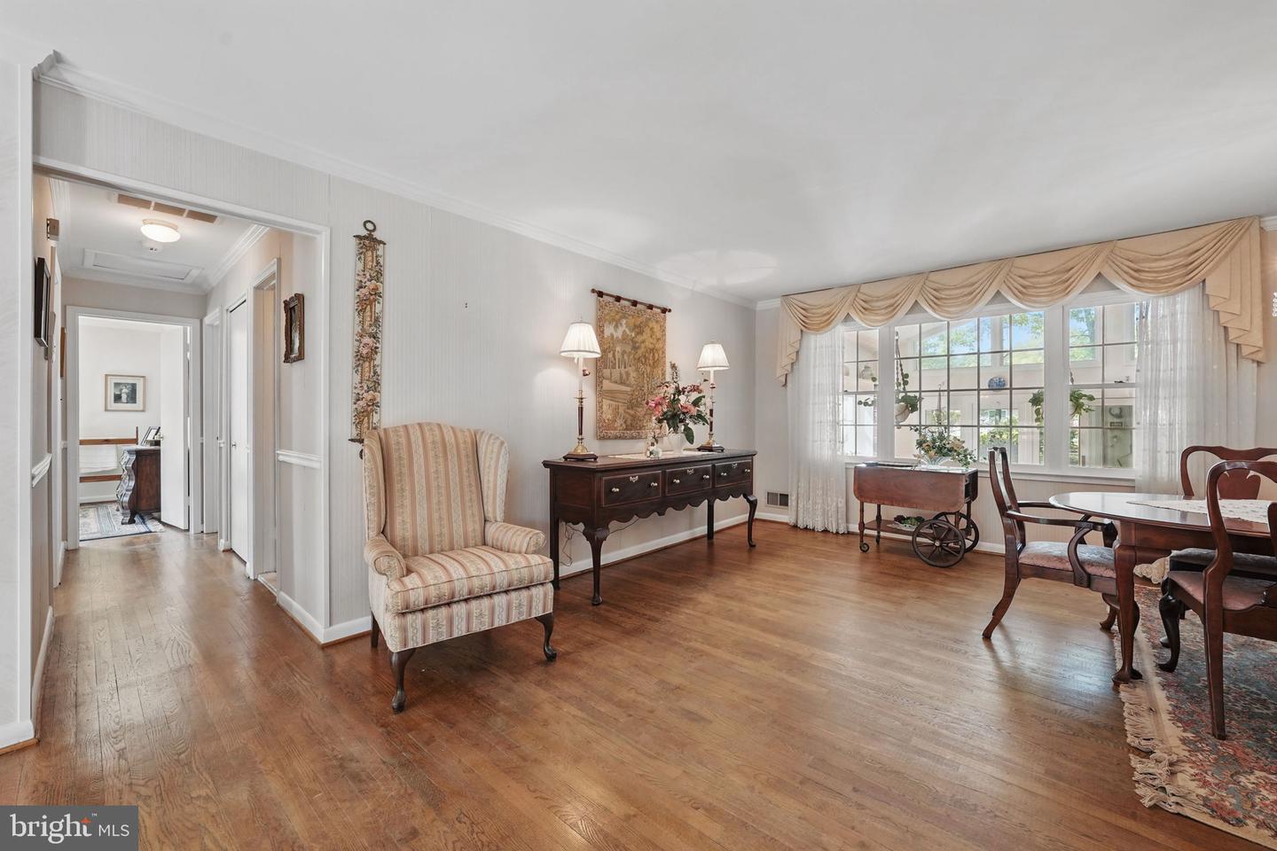 4602 OLD MILL RD, ALEXANDRIA, Virginia 22309, 5 Bedrooms Bedrooms, ,3 BathroomsBathrooms,Residential,For sale,4602 OLD MILL RD,VAFX2235128 MLS # VAFX2235128