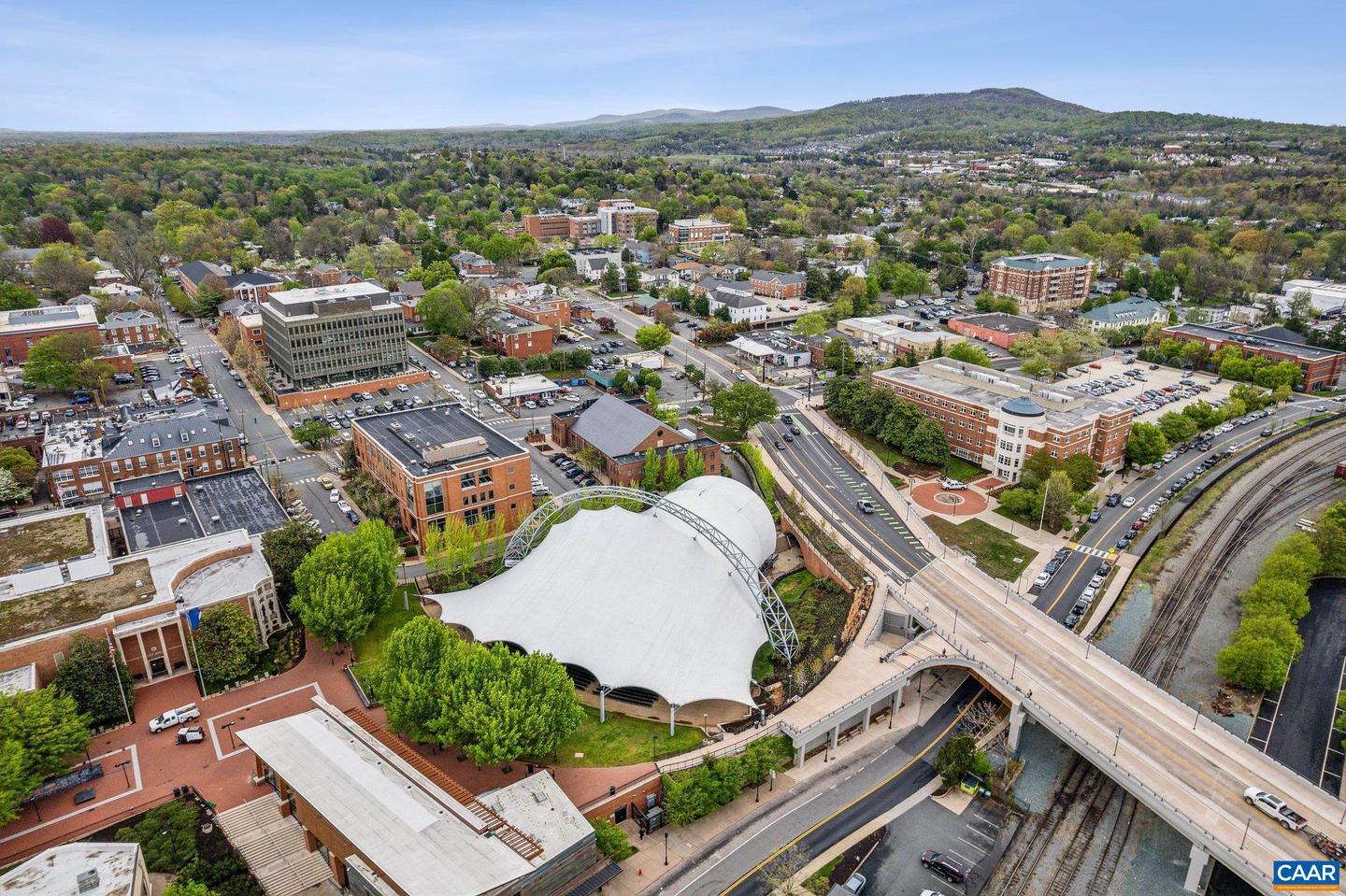 820 E HIGH ST #1, CHARLOTTESVILLE, Virginia 22902, 1 Bedroom Bedrooms, ,1 BathroomBathrooms,Residential,For sale,820 E HIGH ST #1,663370 MLS # 663370