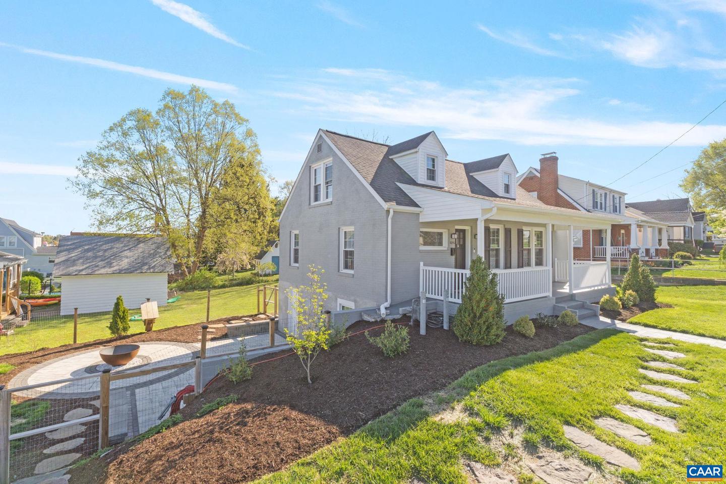 1215 W 12TH ST, WAYNESBORO, Virginia 22980, 3 Bedrooms Bedrooms, ,1 BathroomBathrooms,Residential,For sale,1215 W 12TH ST,663379 MLS # 663379
