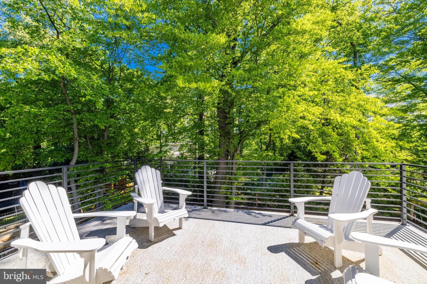 3830 30TH RD N, ARLINGTON, Virginia 22207, 6 Bedrooms Bedrooms, ,6 BathroomsBathrooms,Residential,For sale,3830 30TH RD N,VAAR2056186 MLS # VAAR2056186