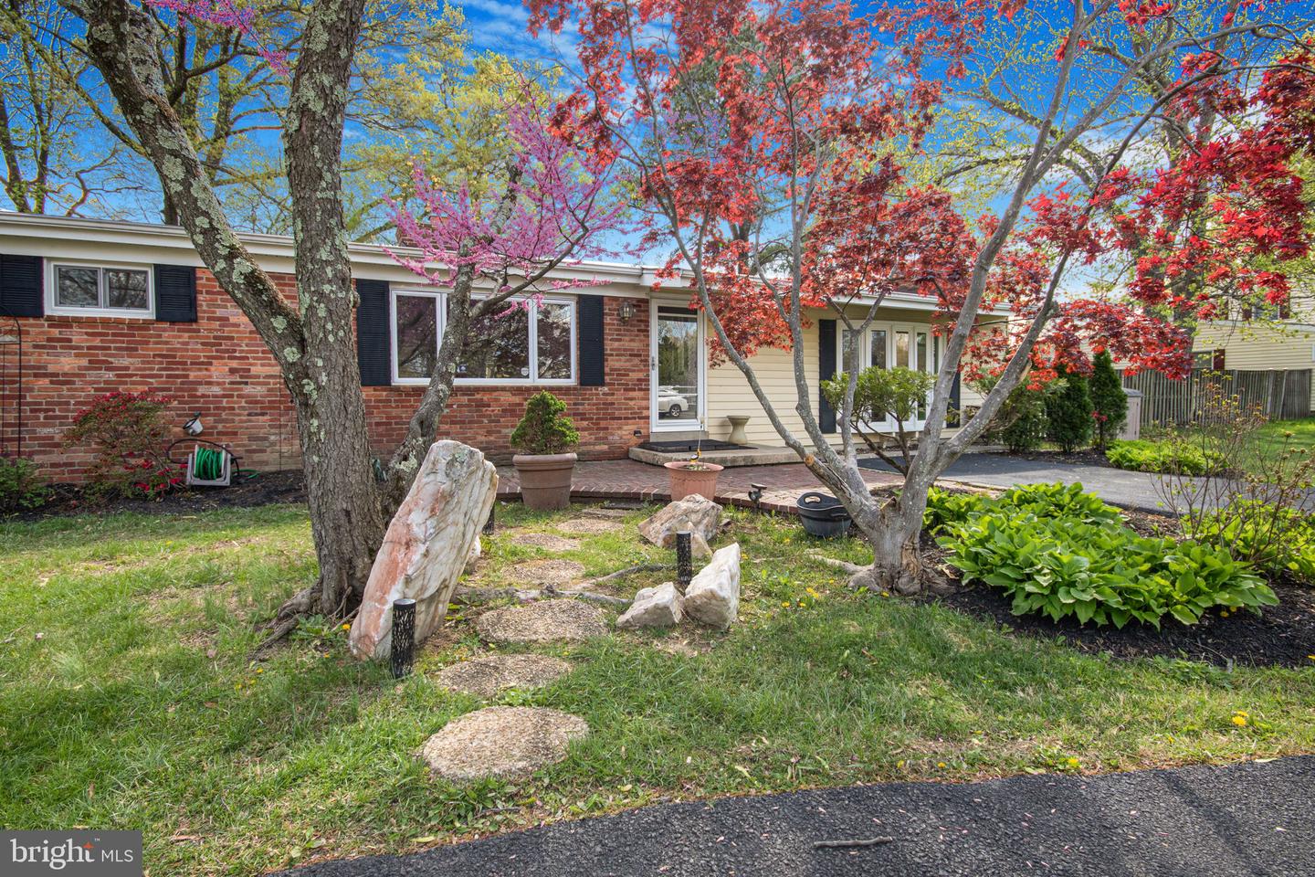6329 MILLER DR, ALEXANDRIA, Virginia 22315, 3 Bedrooms Bedrooms, ,2 BathroomsBathrooms,Residential,For sale,6329 MILLER DR,VAFX2235112 MLS # VAFX2235112