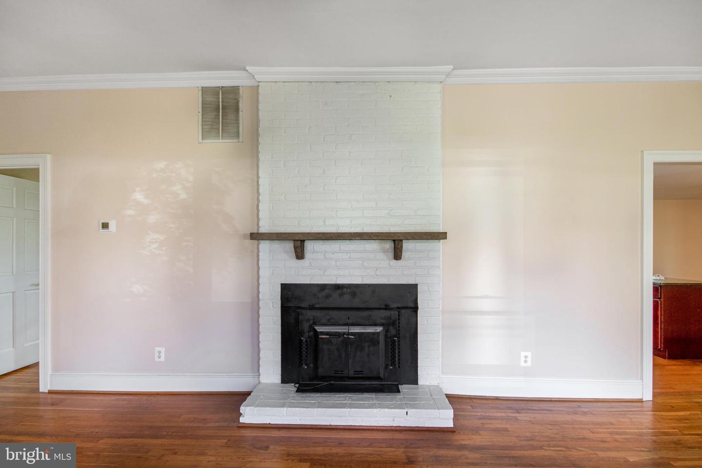 6329 MILLER DR, ALEXANDRIA, Virginia 22315, 3 Bedrooms Bedrooms, ,2 BathroomsBathrooms,Residential,For sale,6329 MILLER DR,VAFX2235112 MLS # VAFX2235112